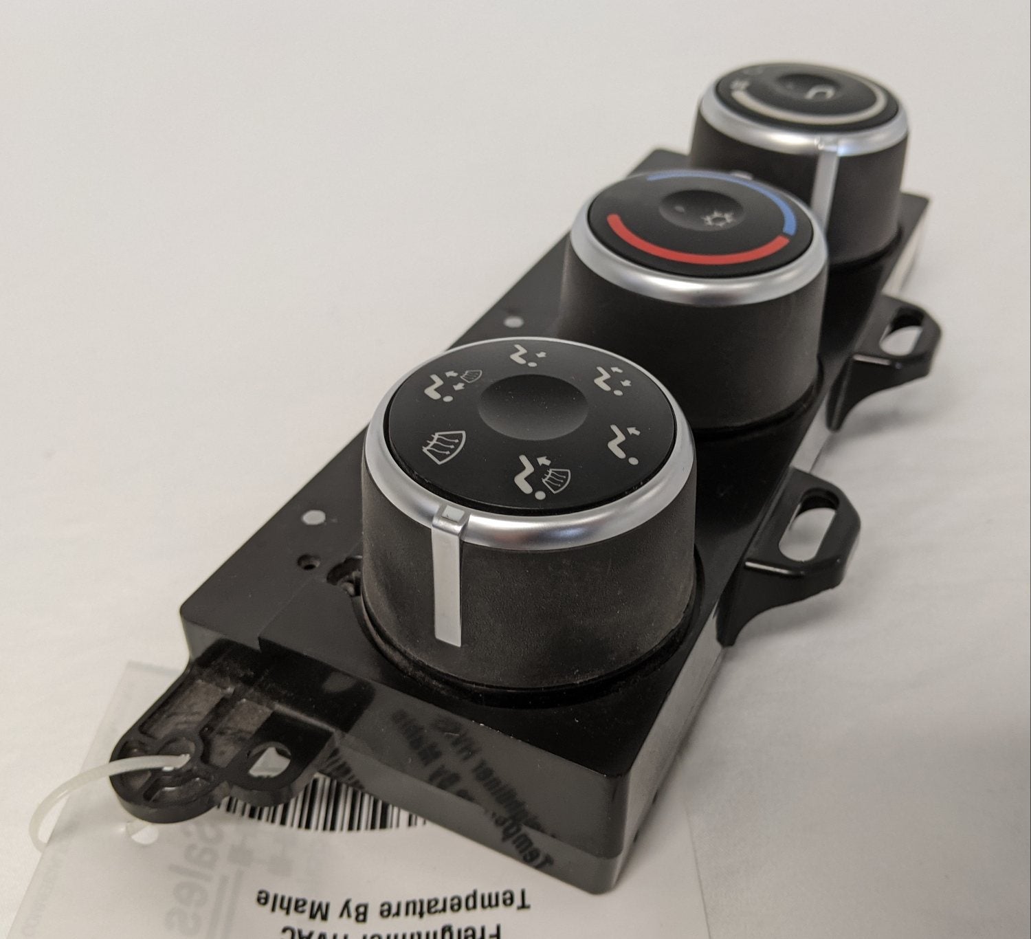 MAHLE HVAC Main Daycab Temperature Control - P/N A22-73670-001 (4017876369494)