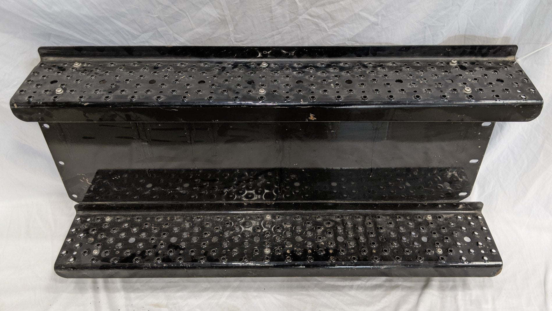 Used Freightliner M2 Rail Mounted ATD Cover & 40" Step ASSY - P/N A22-74844-003 (9639572209980)