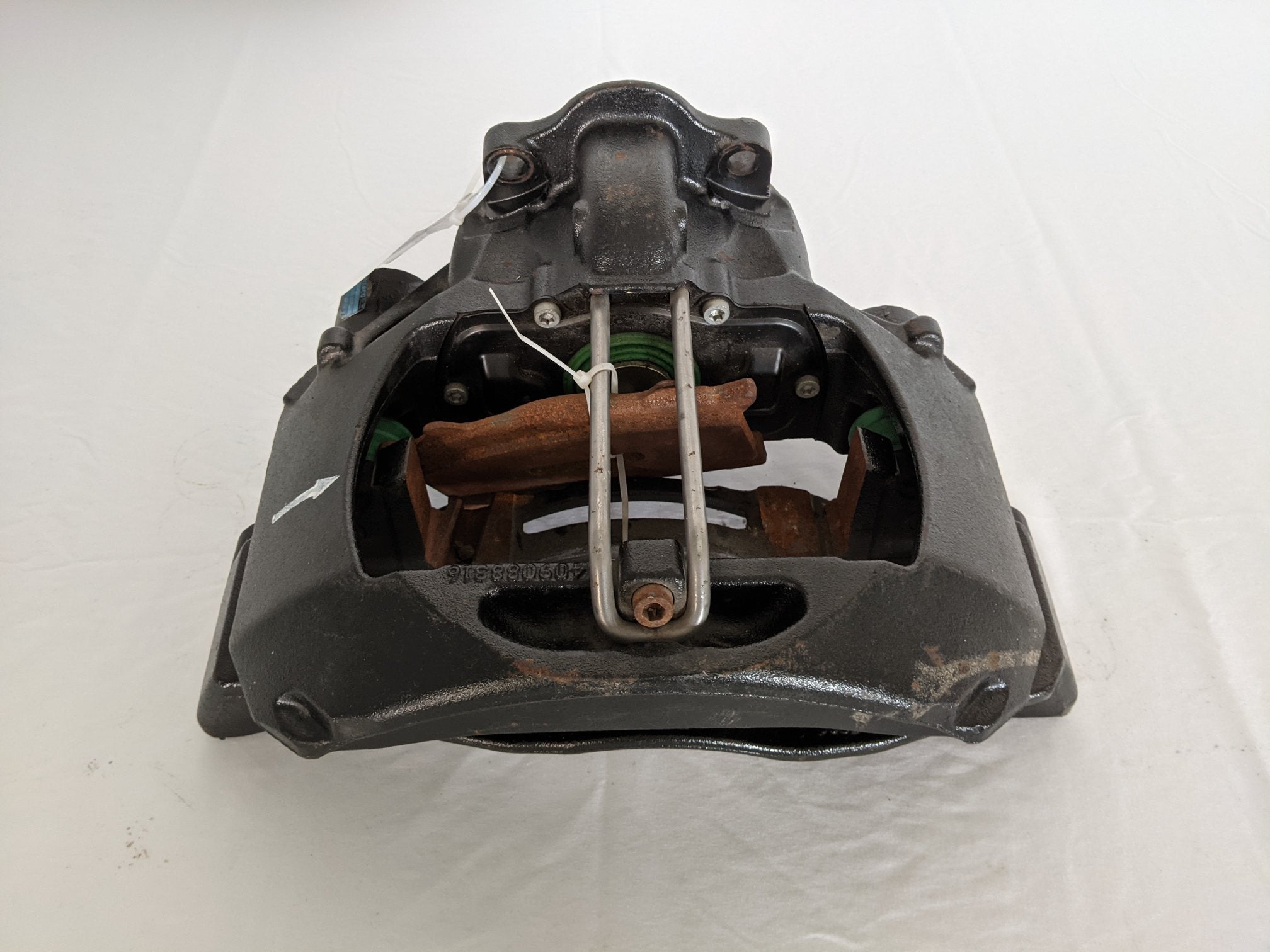 Used Wabco WST 088 RH 539 MAXXUS Brake Caliper - P/N 6403220510 (9487885041980)