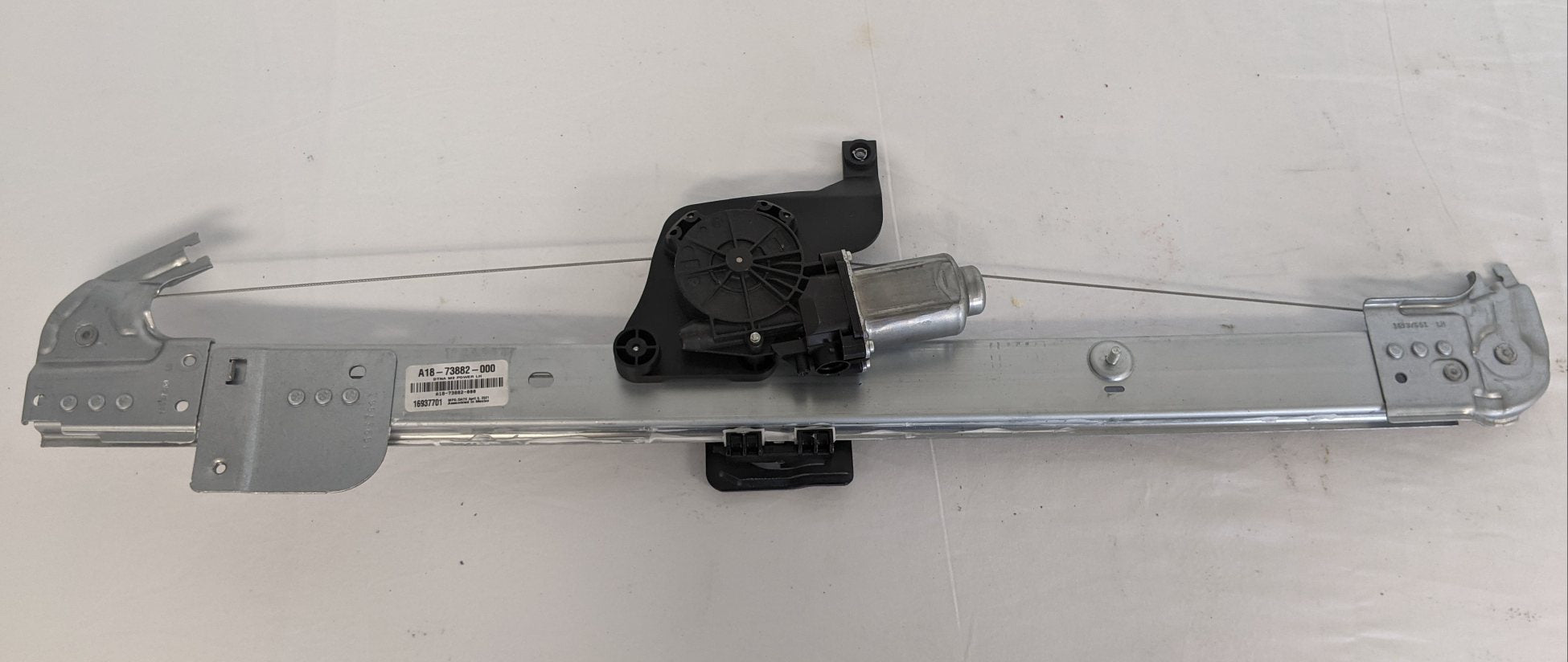 Daimler LH Electric Window Regulator Assembly - P/N A18-73882-000 (6740896022614)