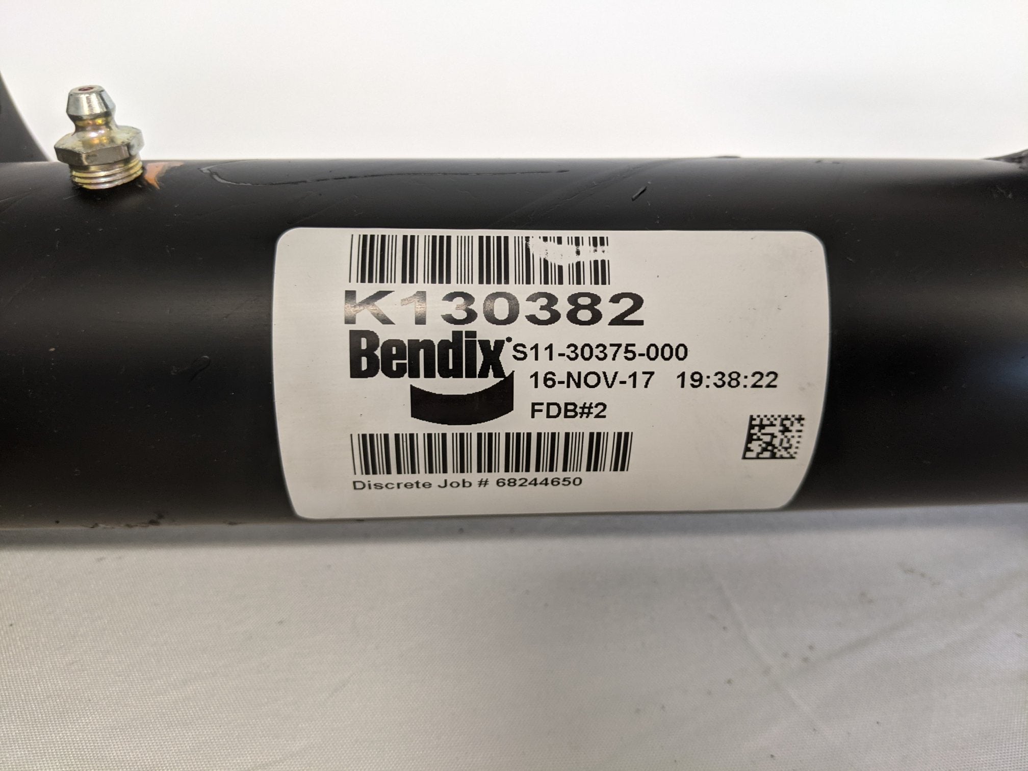 *New Take Off* Bendix Brake Camshaft P/N K117660 & Housing P/N K122864 (9523679920444)