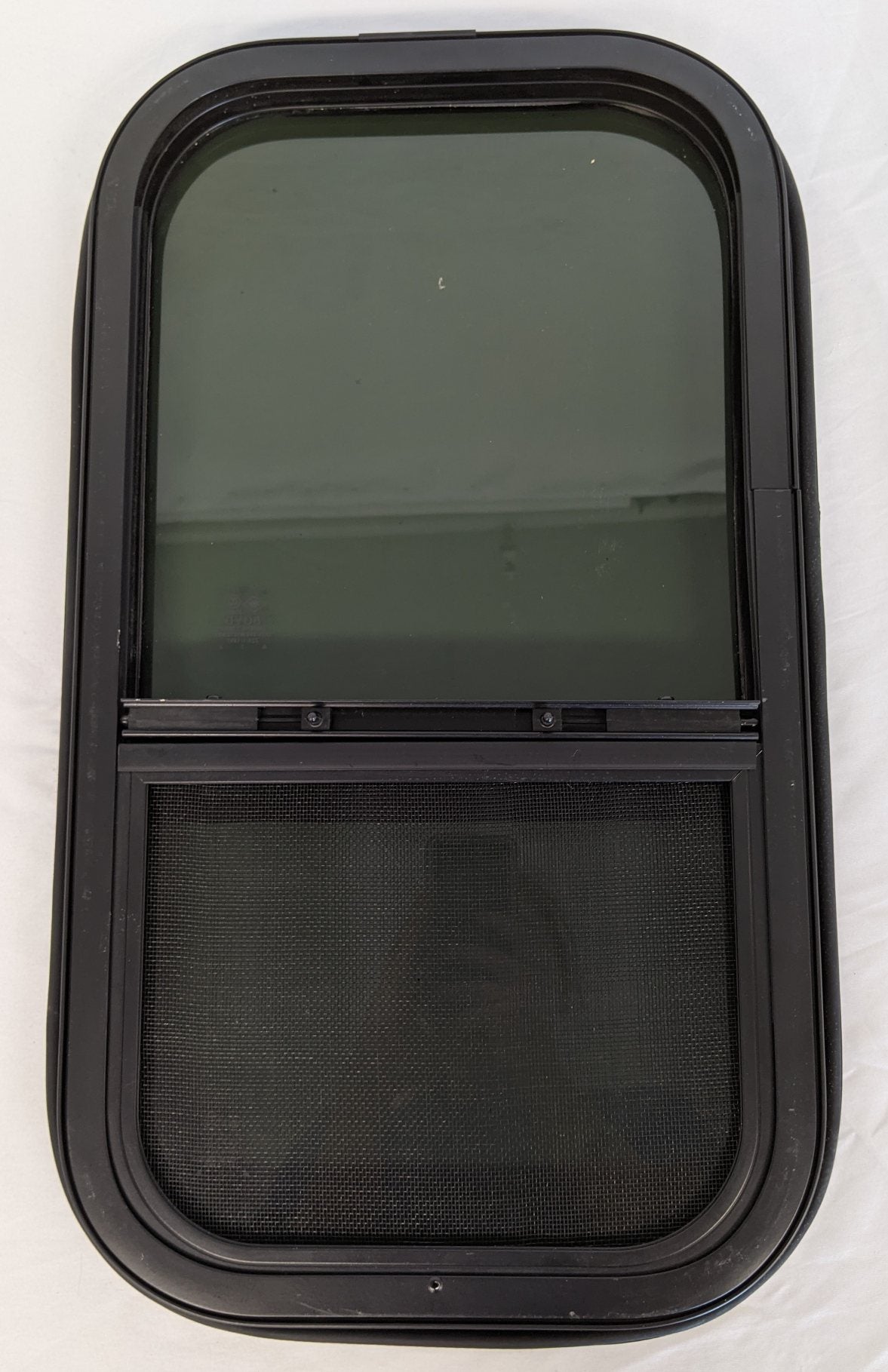 Freightliner Cascadia Side Sleeper Window w/ Retainer - P/N A18-63653-000 (3939768402006)