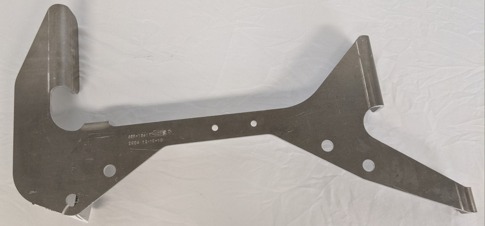 Freightliner 1 Box Step Support Bracket Assy - P/N A66-15417-001 (6741139292246)
