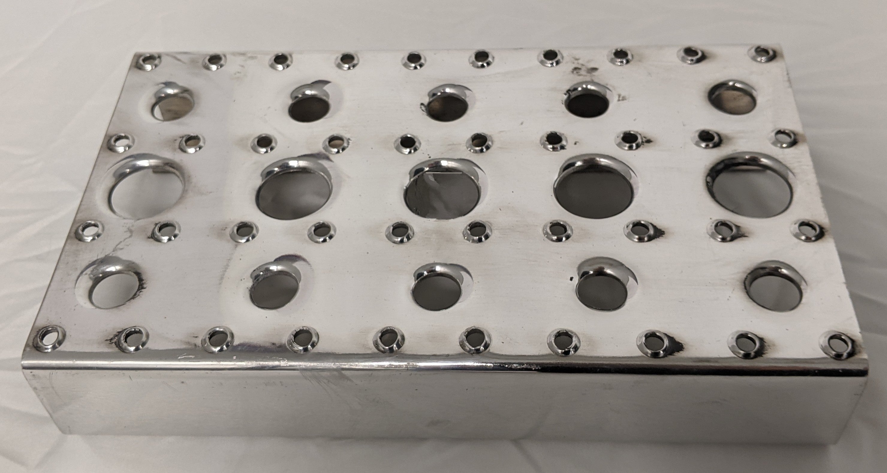 Freightliner 240 mm Polished Aluminum Step - P/N 22-58667-001 (6725455970390)