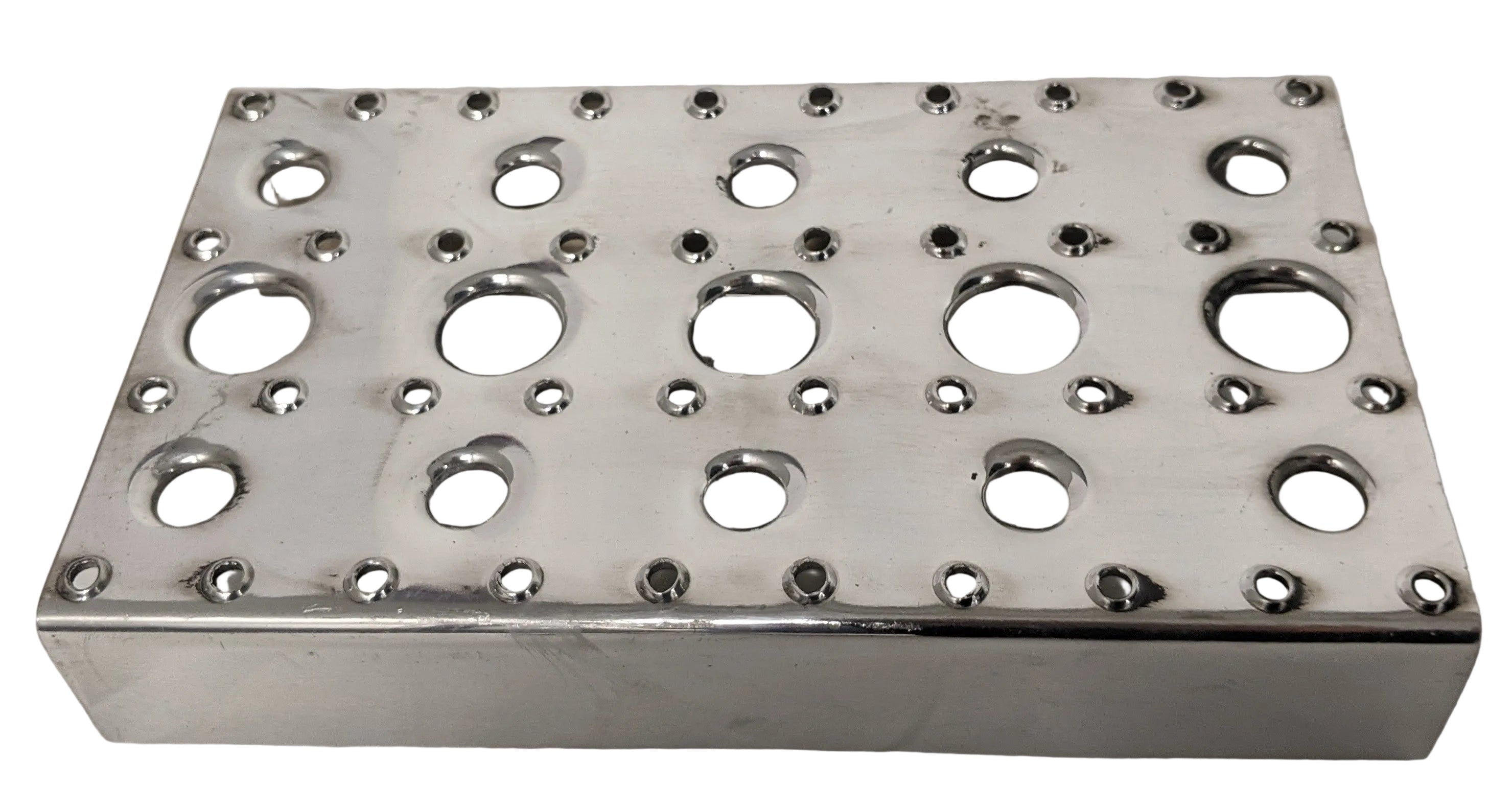 Freightliner 240 mm Polished Aluminum Step - P/N 22-58667-001 (6725455970390)