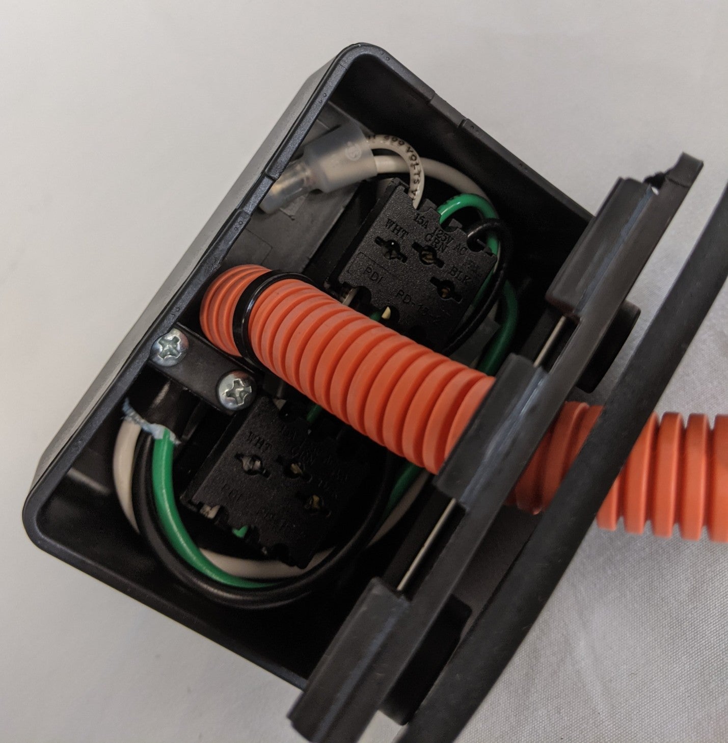 New Phillips Shore Power Kit Wall Box Outlet - P/N 06-71658-001 (9727898288444)