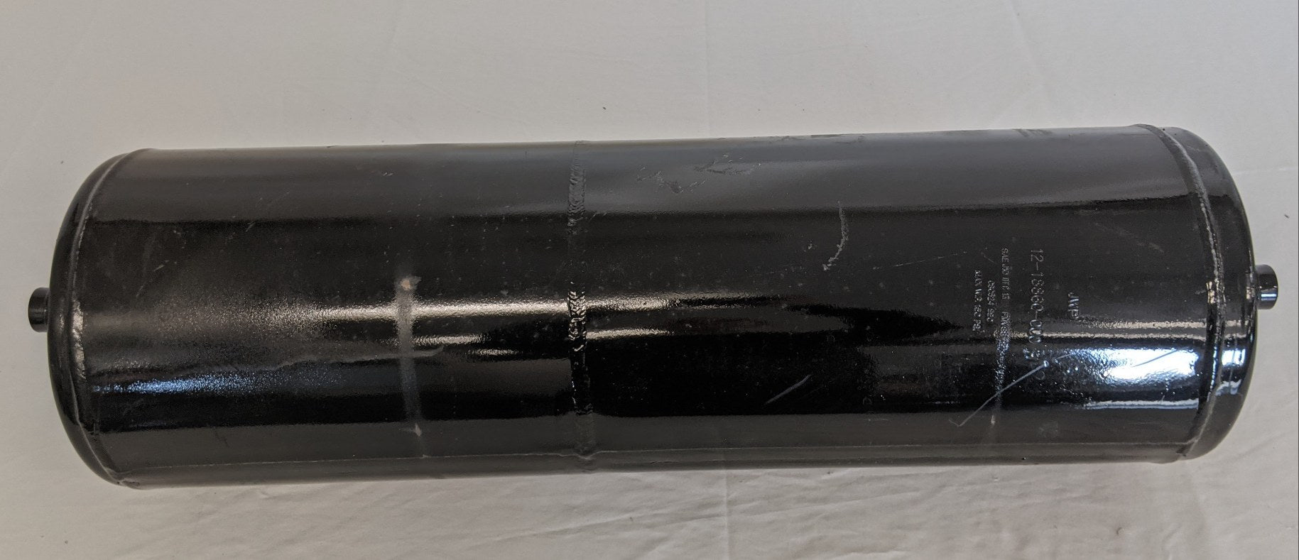 Used Freightliner 1730 cu. in. 29 1/2" Split Steel Air Tank - P/N: 12-18860-000 (6547034701910)