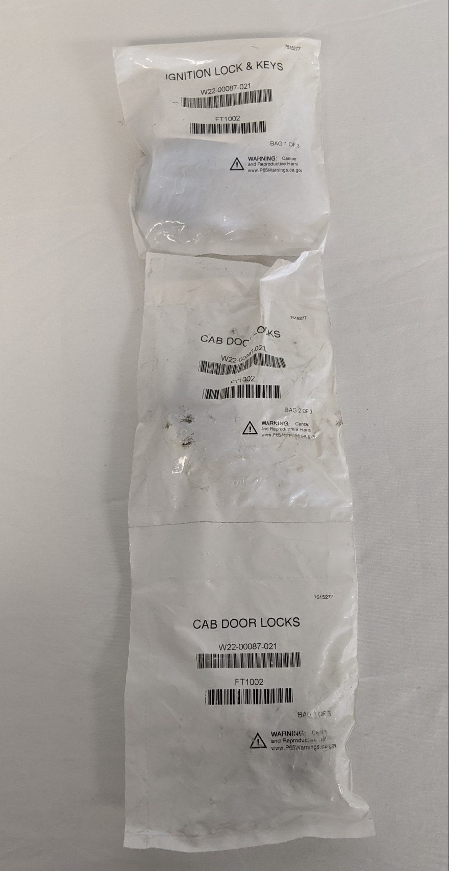 New Freightliner 1001-1500 4 Key Door & Ignition Lockset - P/N W22-00087-021 (9781504278844)