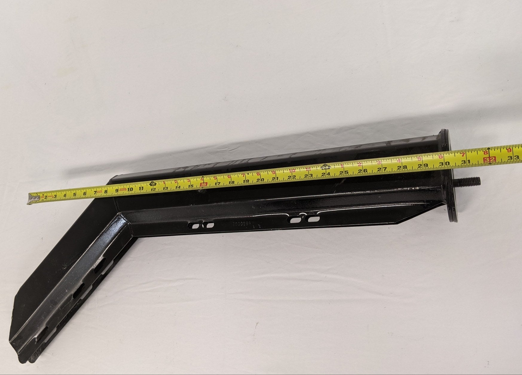 *Lot of 2* Damaged Betts RH 30 ¼" Angled Mud Flap Bracket - P/N BTSA603025WTBR (9770488922428)