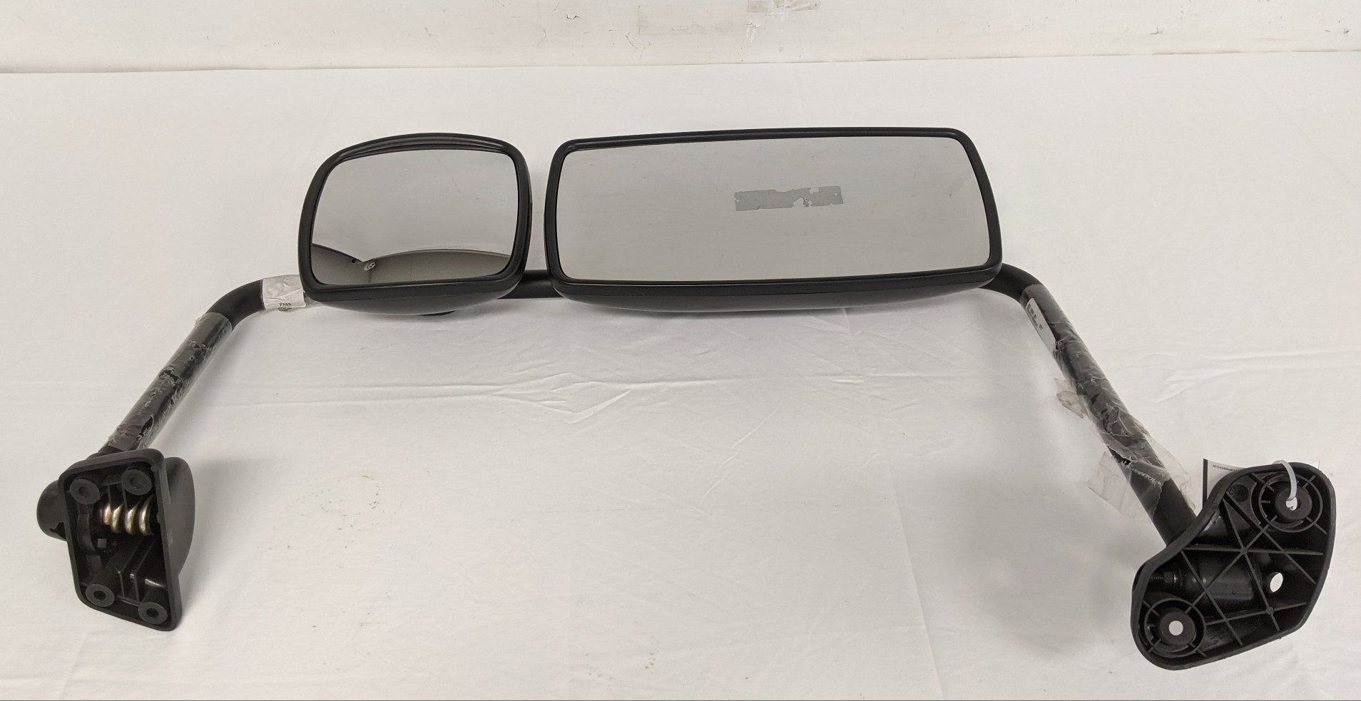 Freightliner LH Outer Black Rearview Mirror Assy - A22-74243-001
