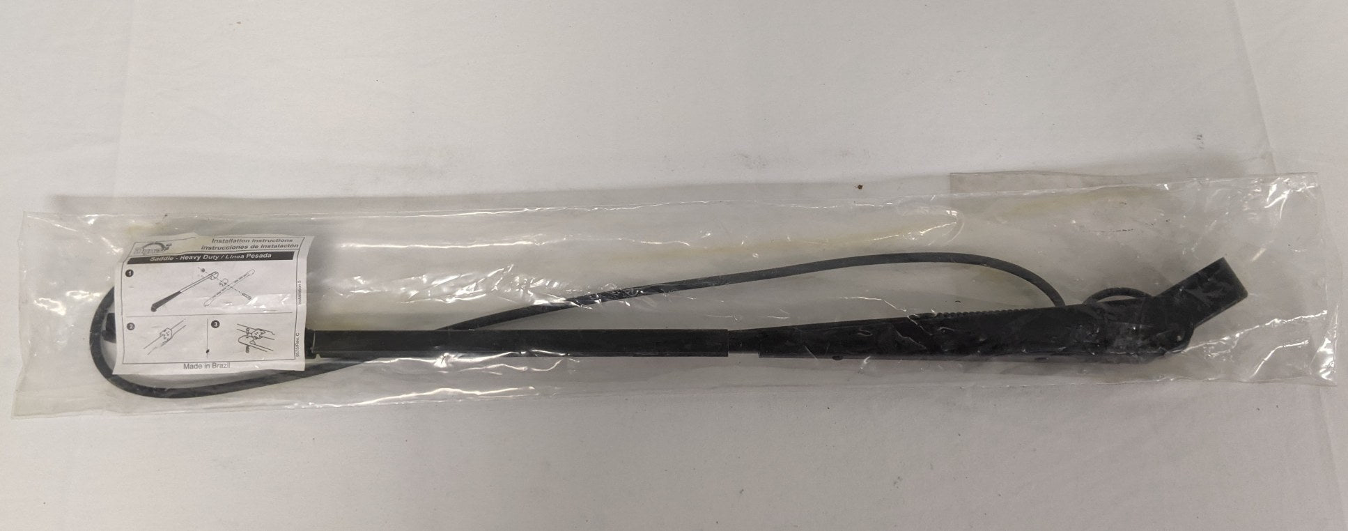 New Dyna Windshield Wiper Arm - P/N UTA 52182 40LE27WC (9780166197564)