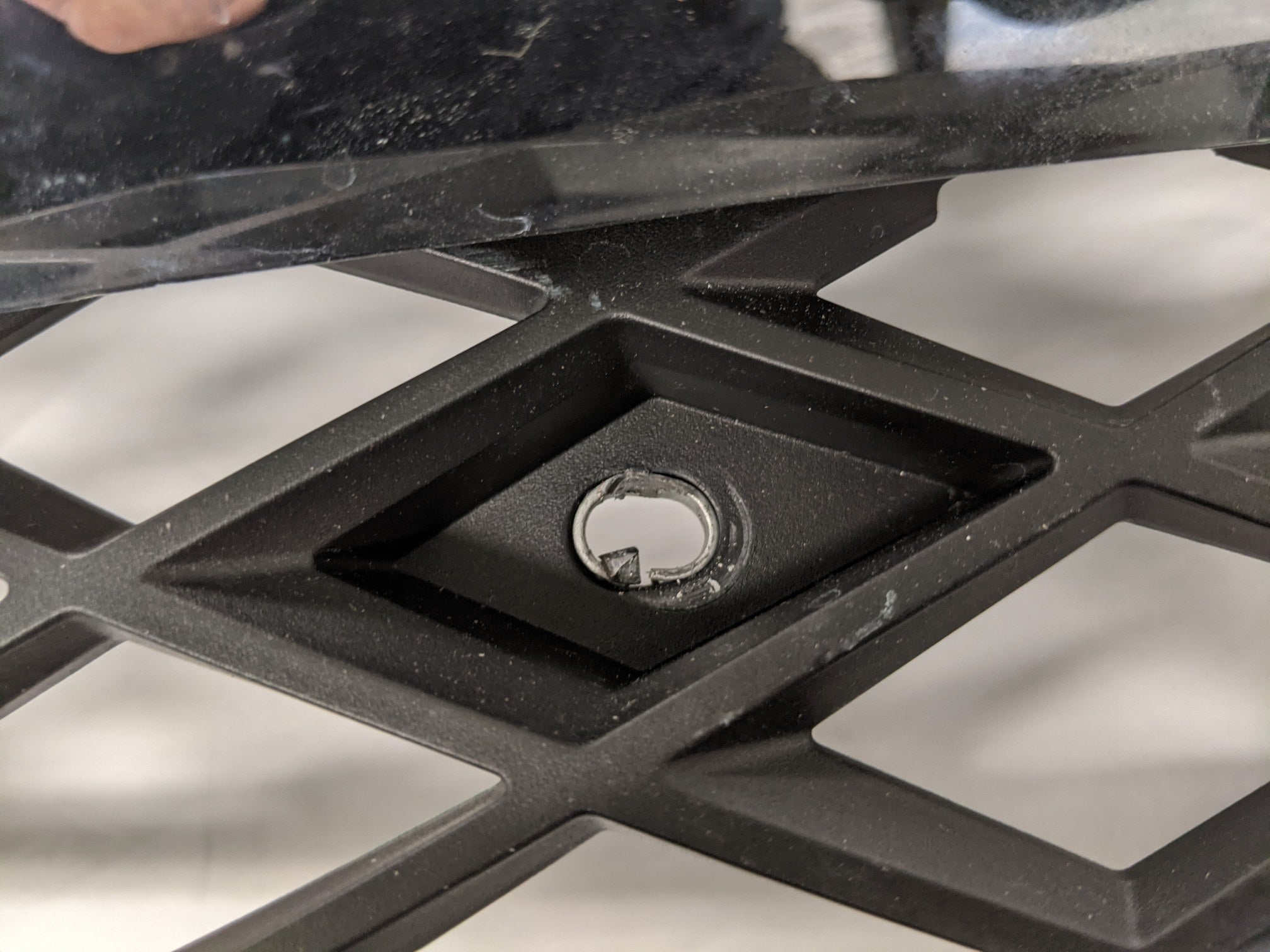 Used Western Star 57X Winter Front Chrome Hood Mounted Grille- P/N A17-21726-001 (9792839975228)