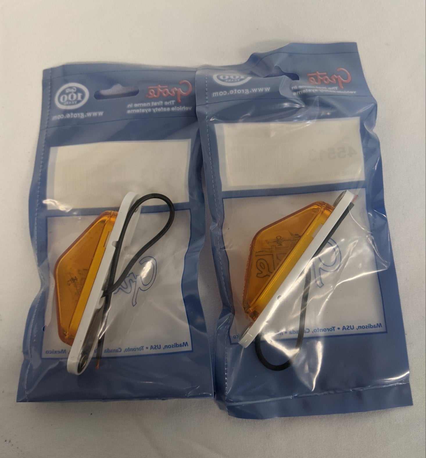 *Lot of 2* New Grote Amber Clearance Marker Light - P/N GRO 45513 (9808051306812)