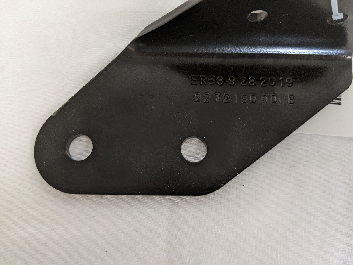 Freightliner Chassis Fairing Upper Latch Support Bracket - P/N 22-72190-000 (9849400688956)