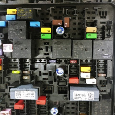 Freightliner Power Distribution Module VPDM Fuse Panel P/N A06-90283-001 (4539341537366)