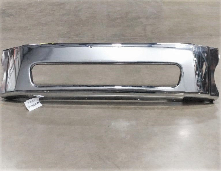 Used Freightliner M2 Chrome Center Bumper w/ License - P/N A21-28184-003 (6715863597142)