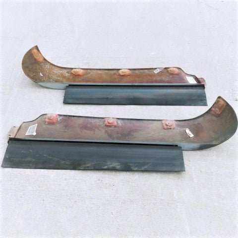 Freightliner Cascadia Trim Tabs (Set of 2 - RH & LH) P/Ns A22-62079-002, -003 (4017919885398)