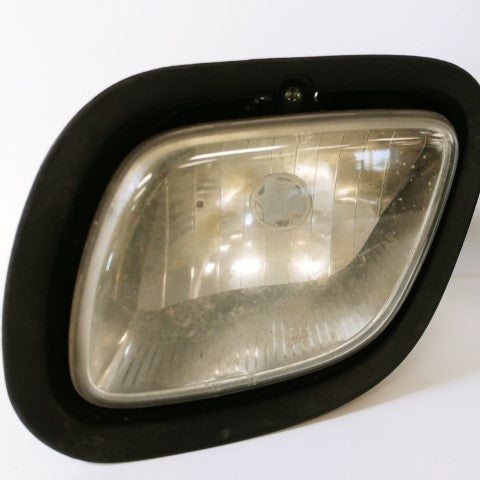 Freightliner Cascadia Fog Lights w/o Bulbs--Set of 2--P/N A06-51908-006, 007 (8100576067900)