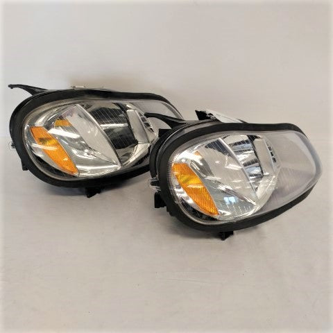 *Parts Only Damaged Set of 2* FLN M2 RH Headlamps - P/N: A06-75732-004 (6602011344982)