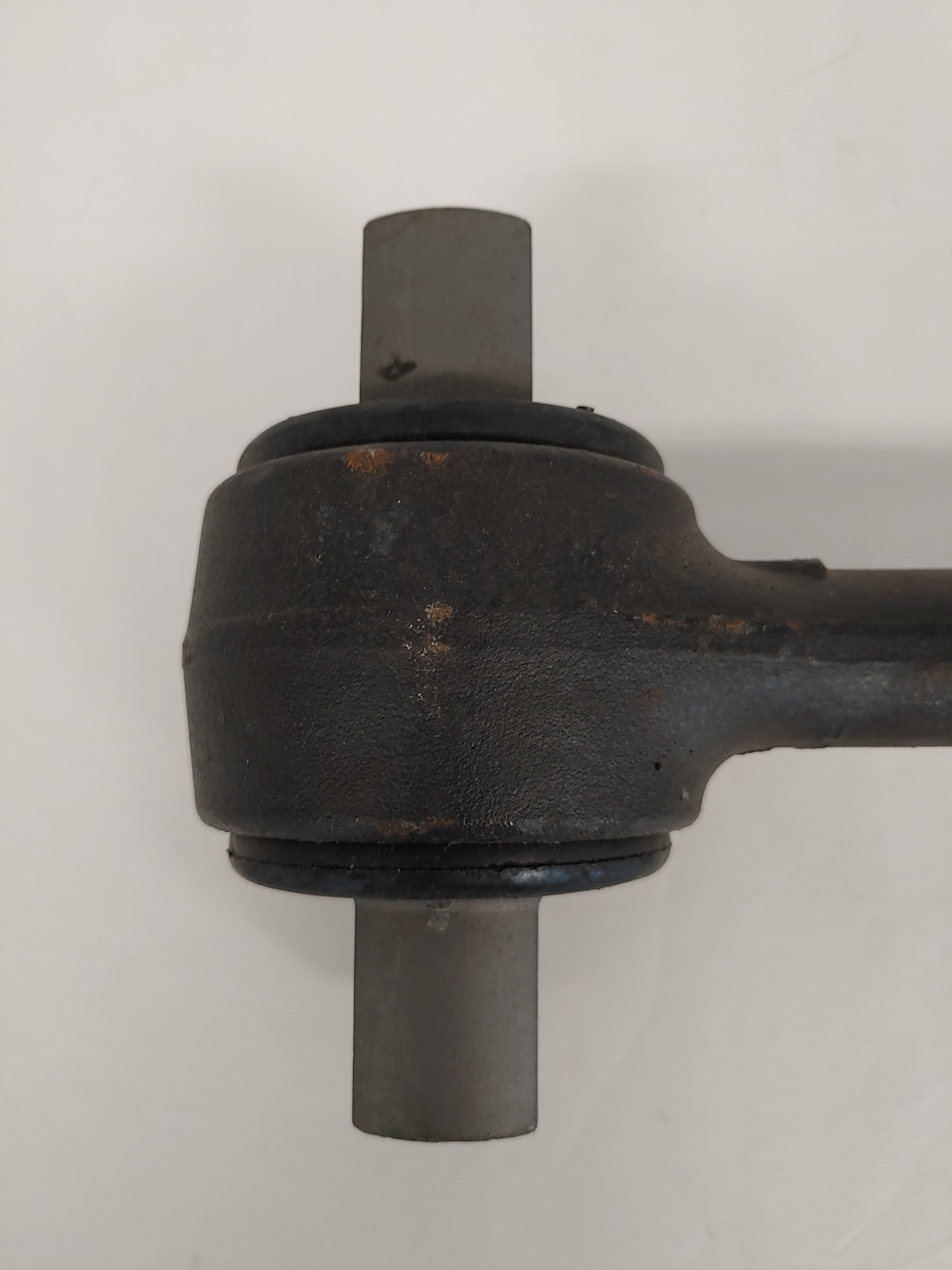 Freightliner Suspension Control Rod - P/N 6813260816 , IPC 942119 (6636175982678)