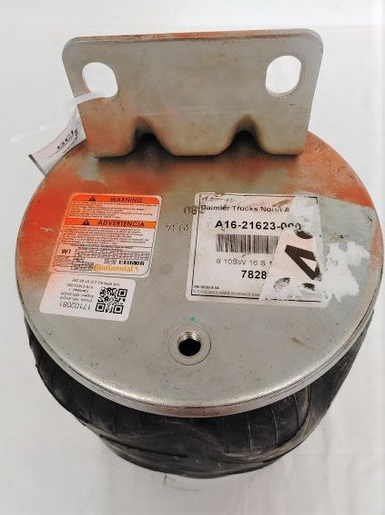 Damaged Daimler Air Spring - P/N: A16-21623-000 (6723015540822)