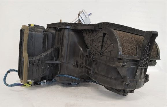 *Damaged Bracket* Valeo Freightliner Cascadia P3 Front HVAC - P/N: A2260633002 (6728224866390)