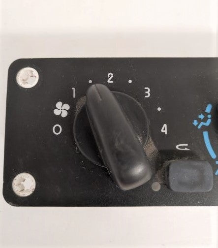 Used Freightliner Temperature Control Head Assembly - P/N A22-57054-007 (6738558812246)