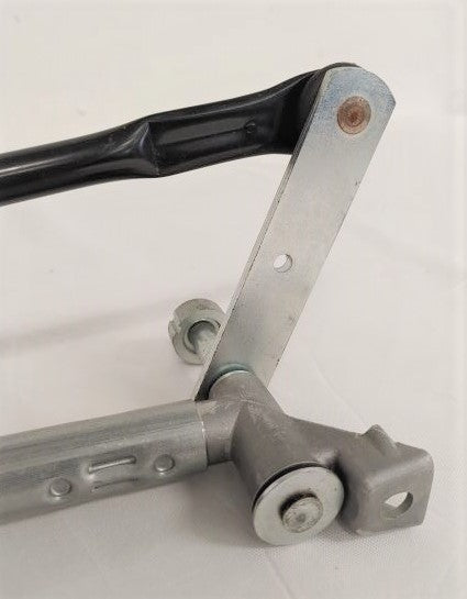 Used Freightliner M2 106 Windshield Wiper Linkage W/Motor - P/N A22-69882-000 (6743615275094)