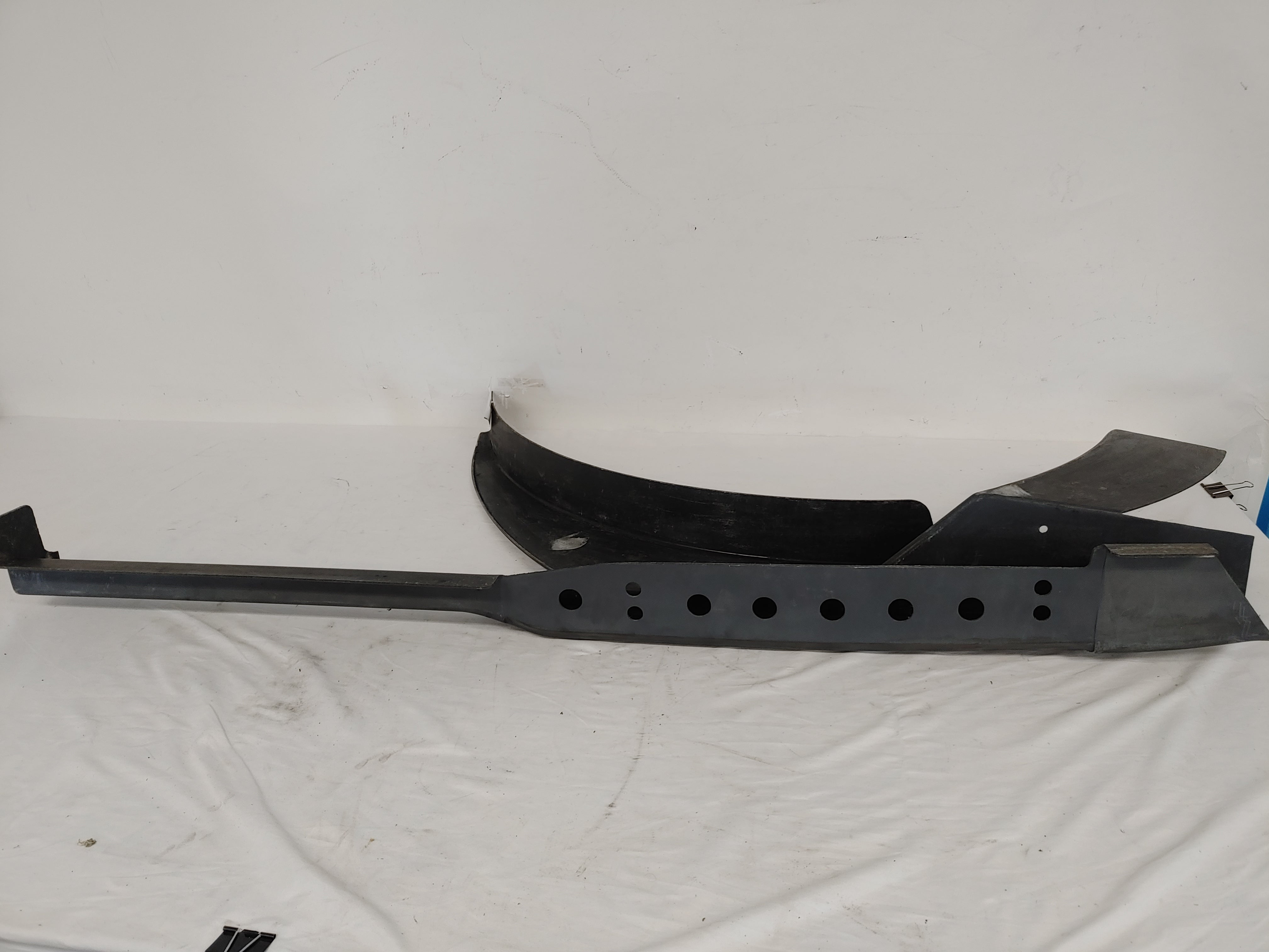 Freightliner Argosy Upper RH Fascia Body Step - P/N 17-19011-000 (7999728910652)