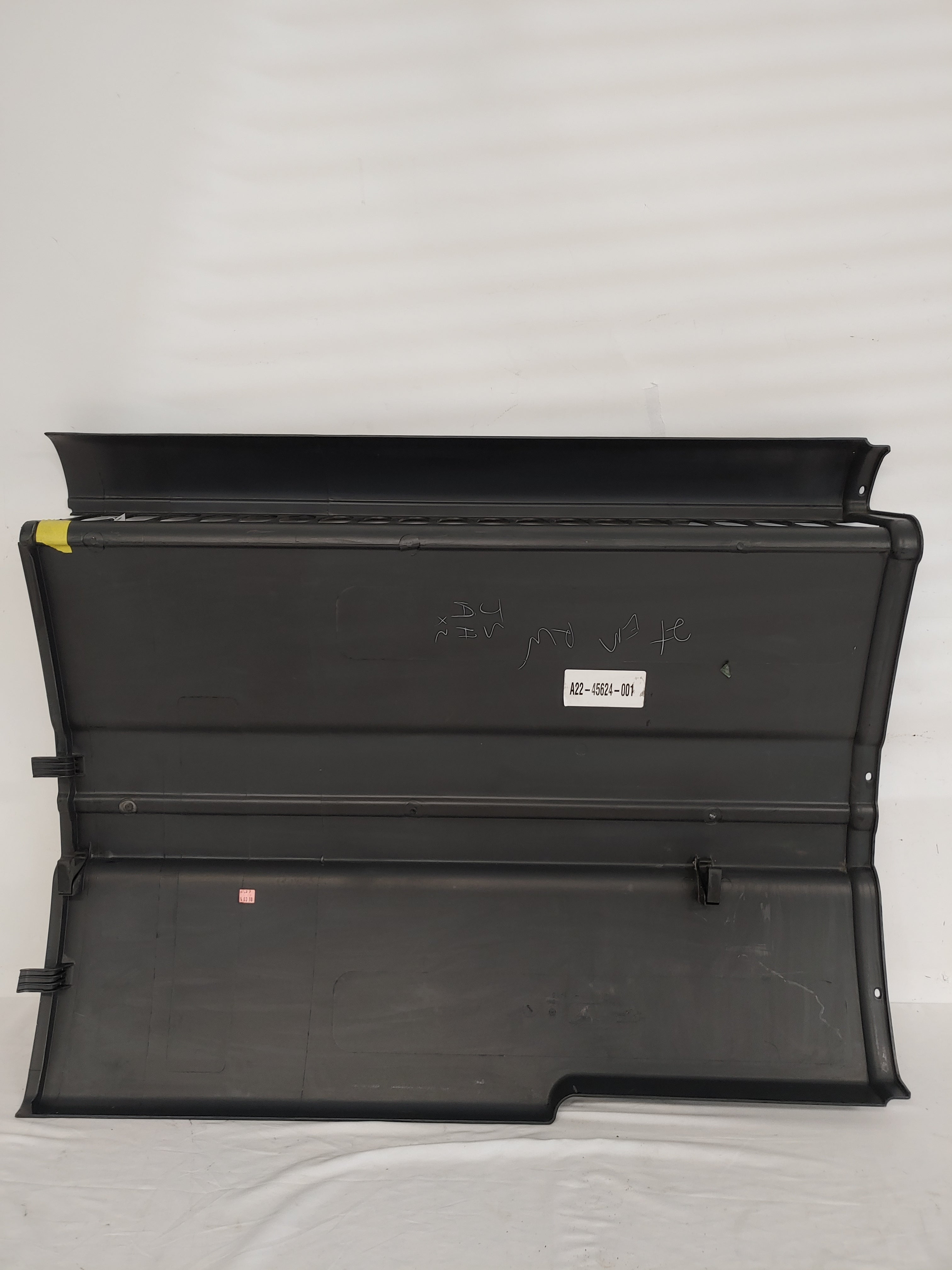 Damaged Freightliner Columbia/Century LH Fairing Panel - P/N A22-45624-001 (6794203856982)