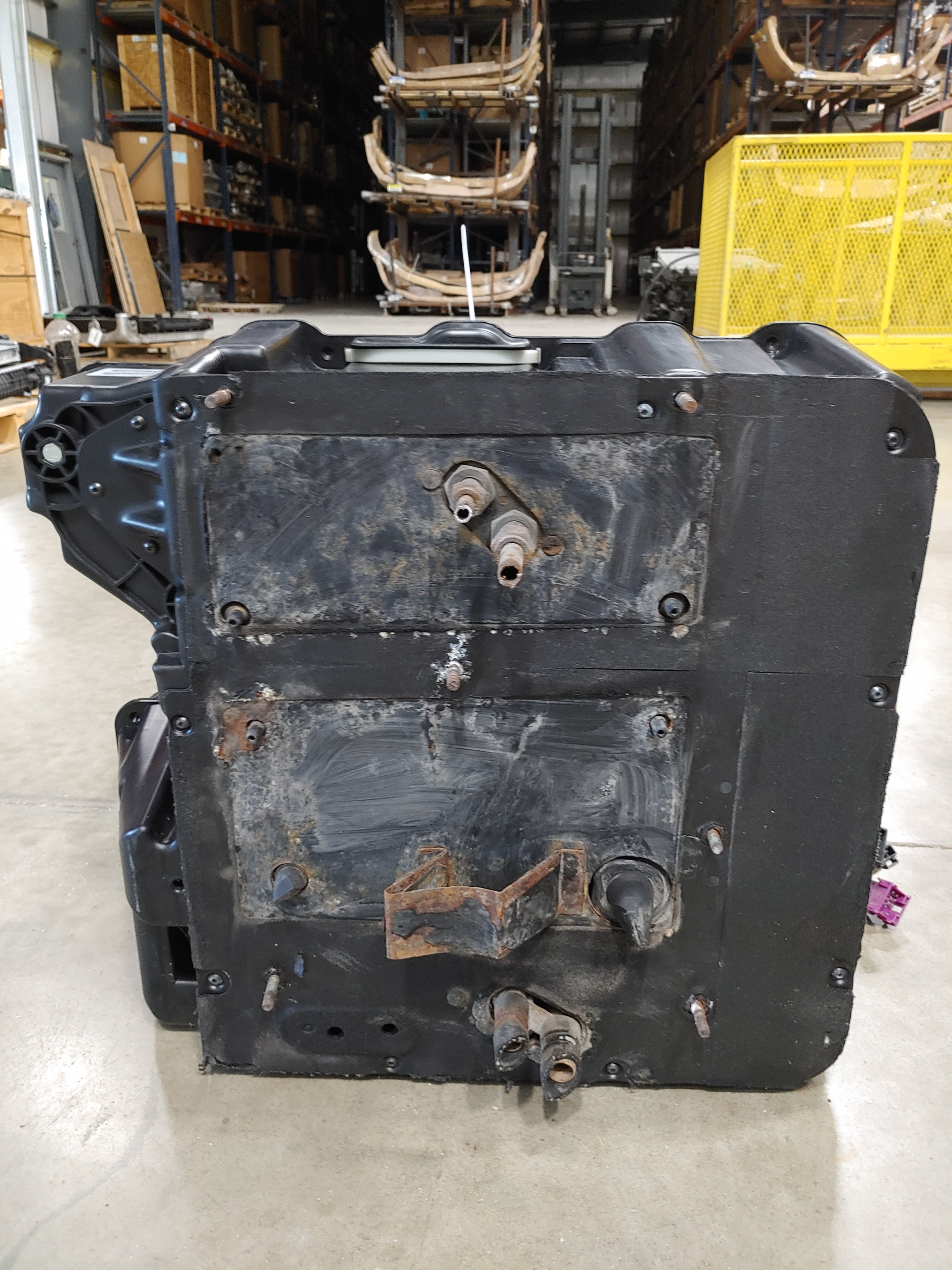 Damaged Daimler Freightliner P3 PHVAC Split Unit Assy - P/N A22-69027-000 (6788560126038)