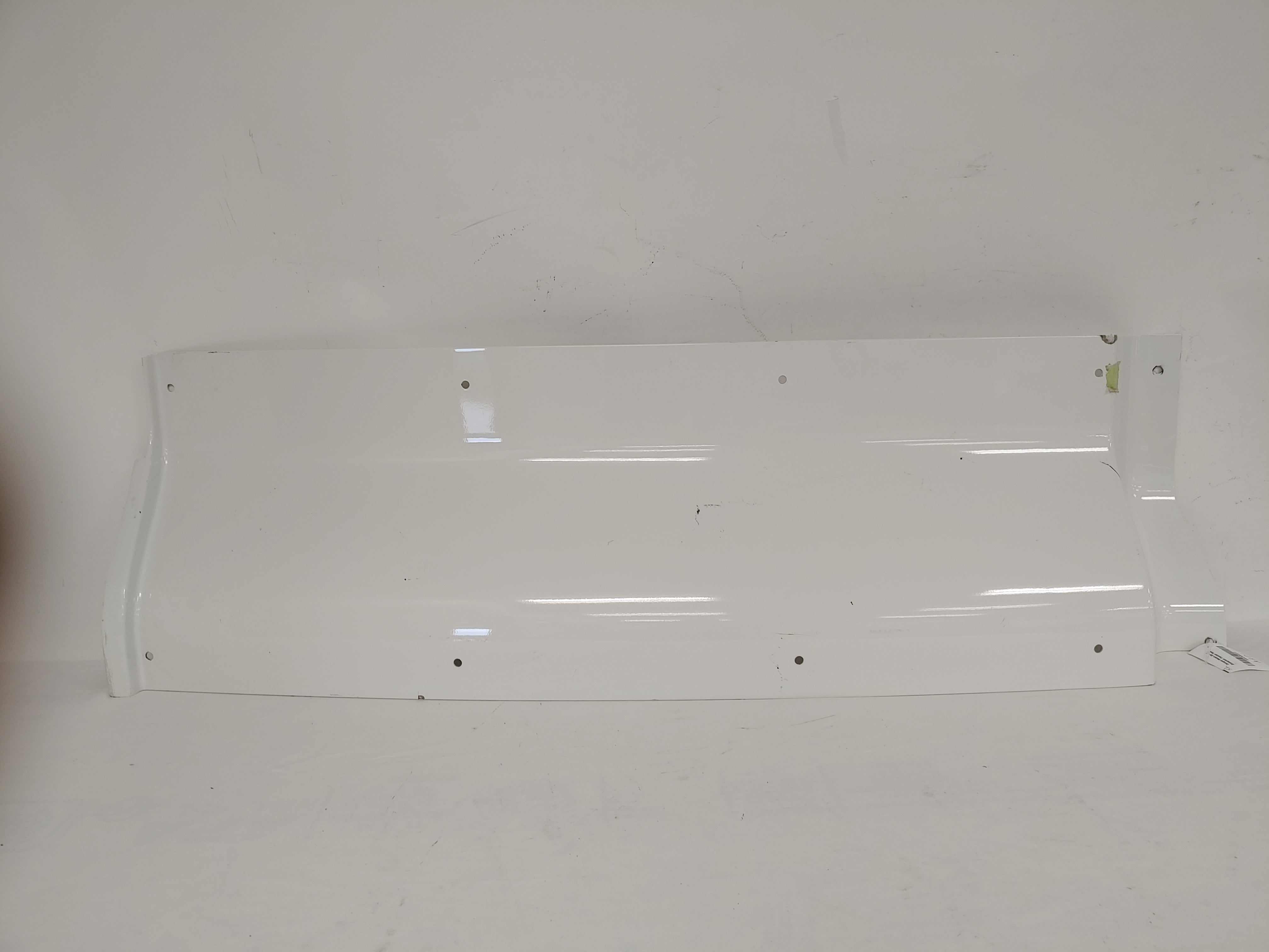 Damaged Western Star RH Stratosphere Transition Panel - P/N A18-67629-001 (6792893497430)