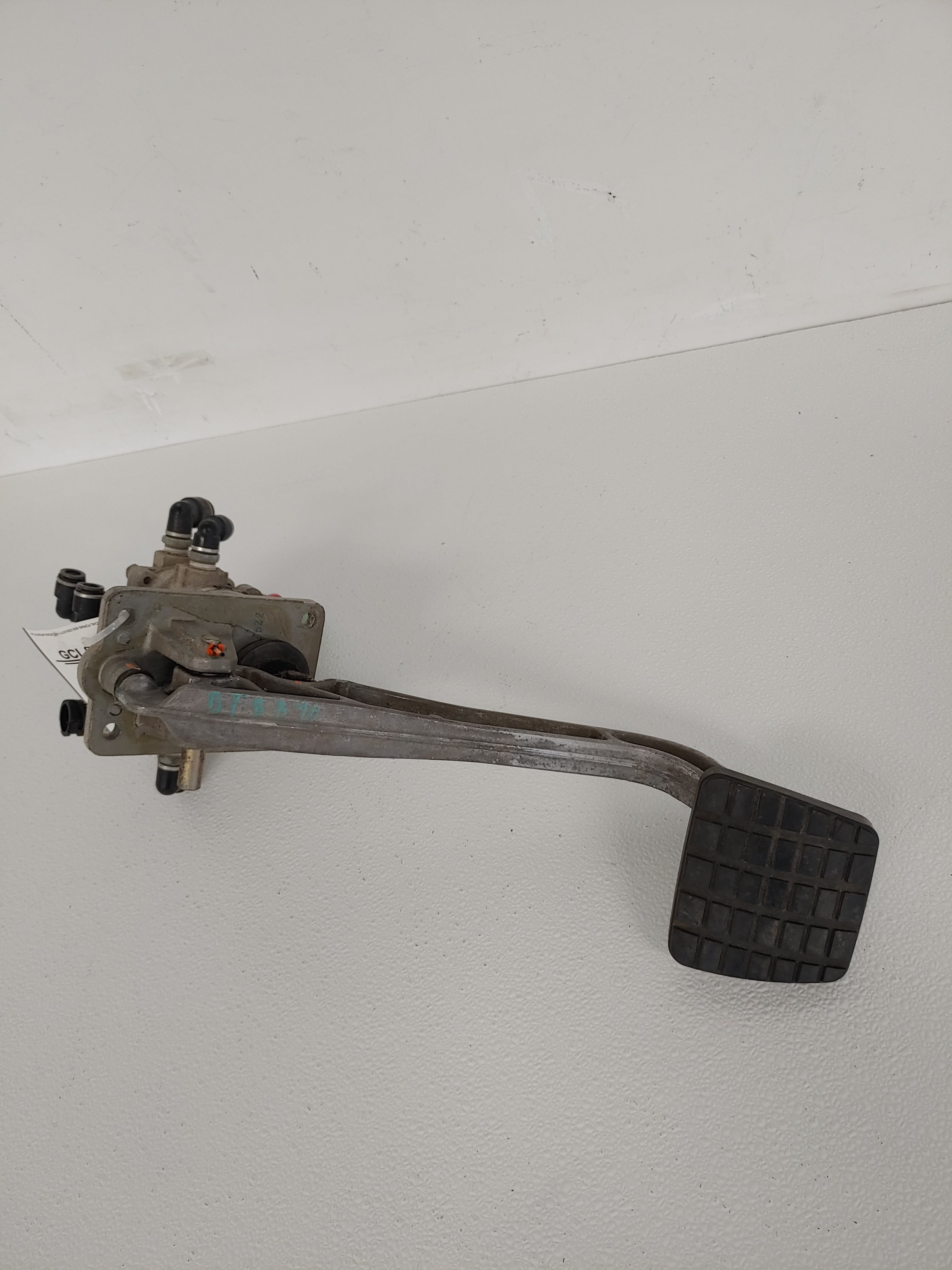 Used Freightliner Front Brake Pedal Plus Plunger - P/N A12-19510-003 (8116255326524)