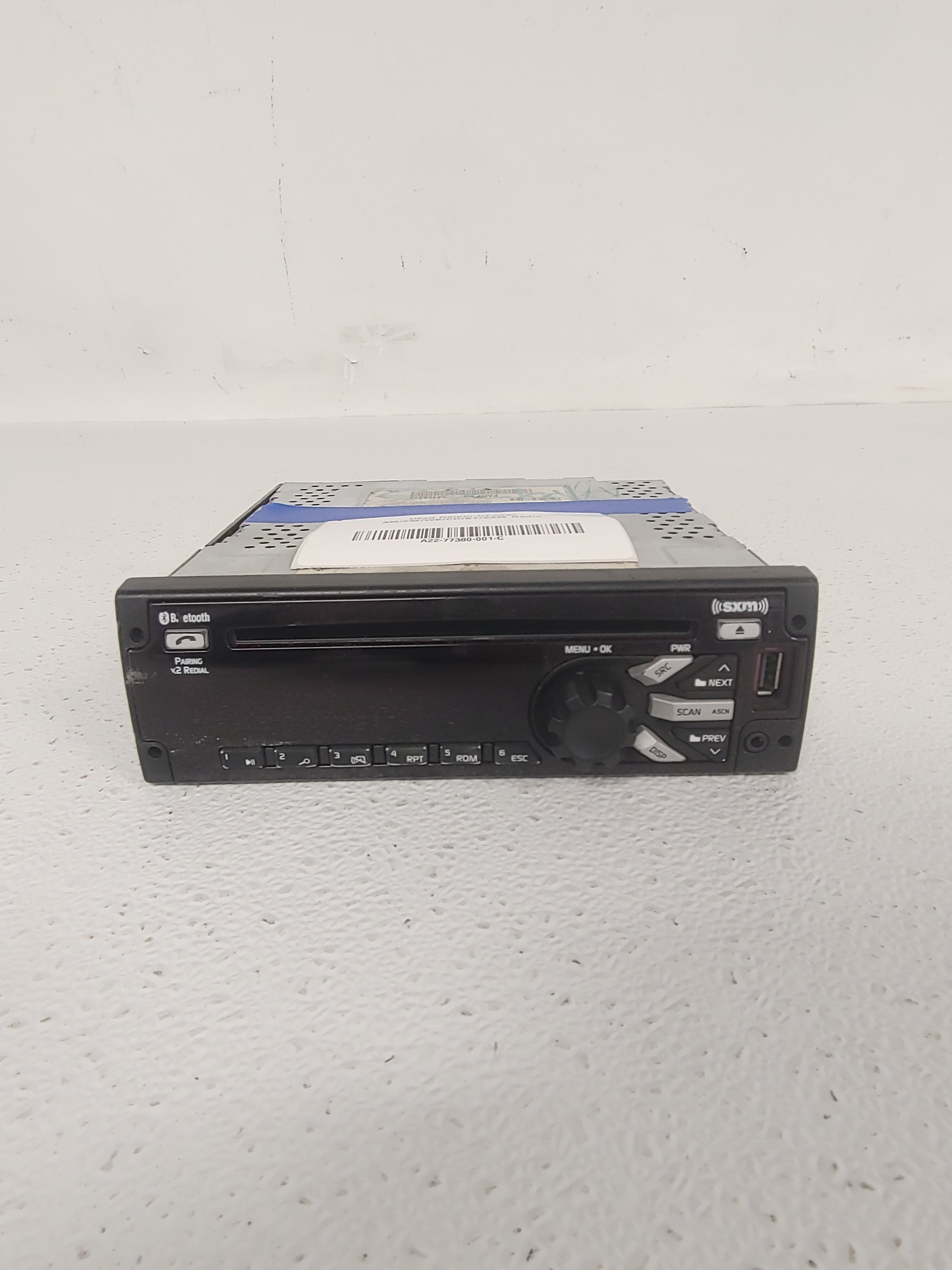 Used Delphi DEA540 AM/FM/WB/CD/BT/SXM Radio - P/N: A22-77380-001 (6823957463126)