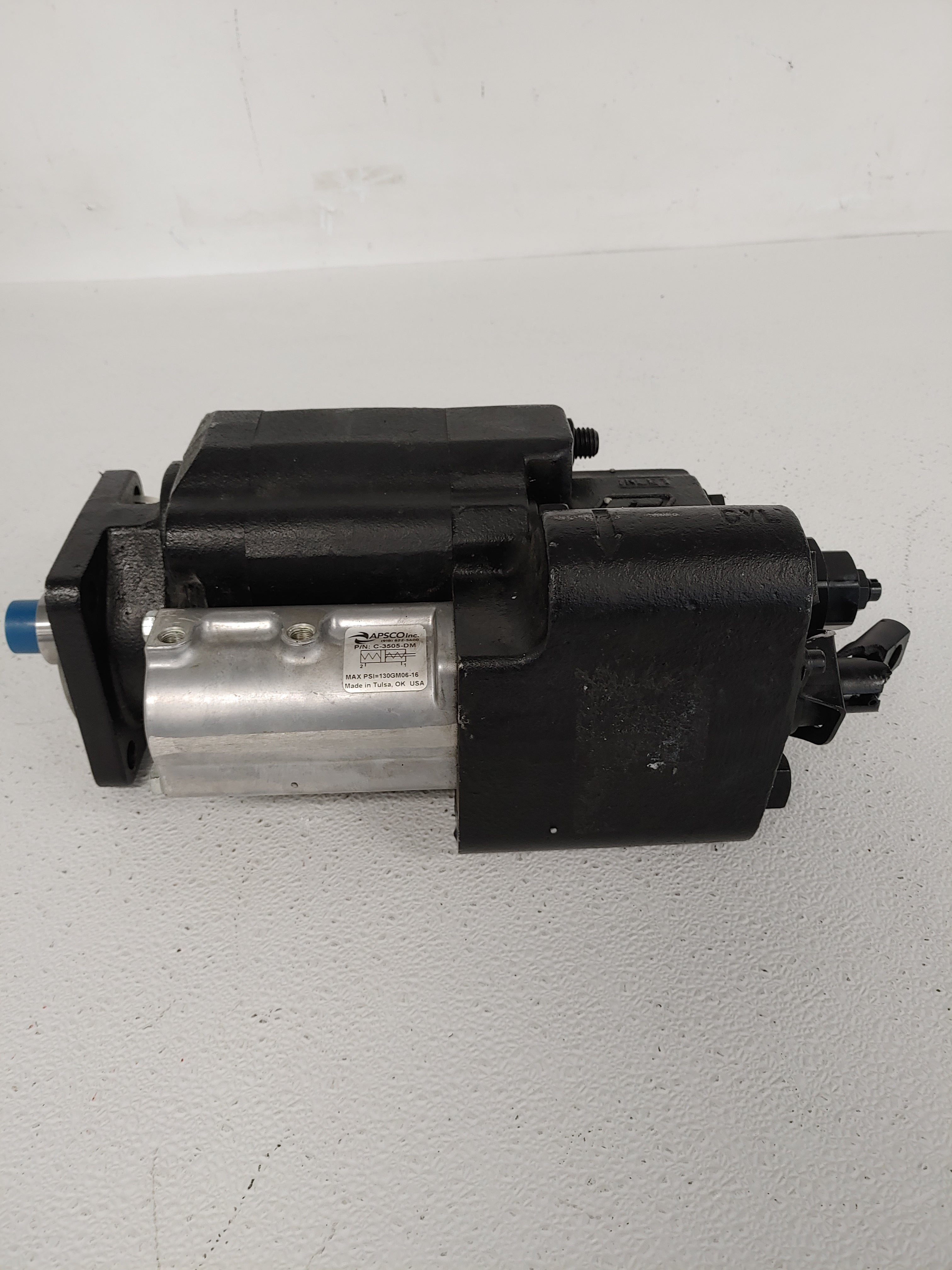 Damaged Chelsea Dump Pump w/ E2 Actuator - P/N  C102D-25-1 / C-3505-DM (8068558881084)
