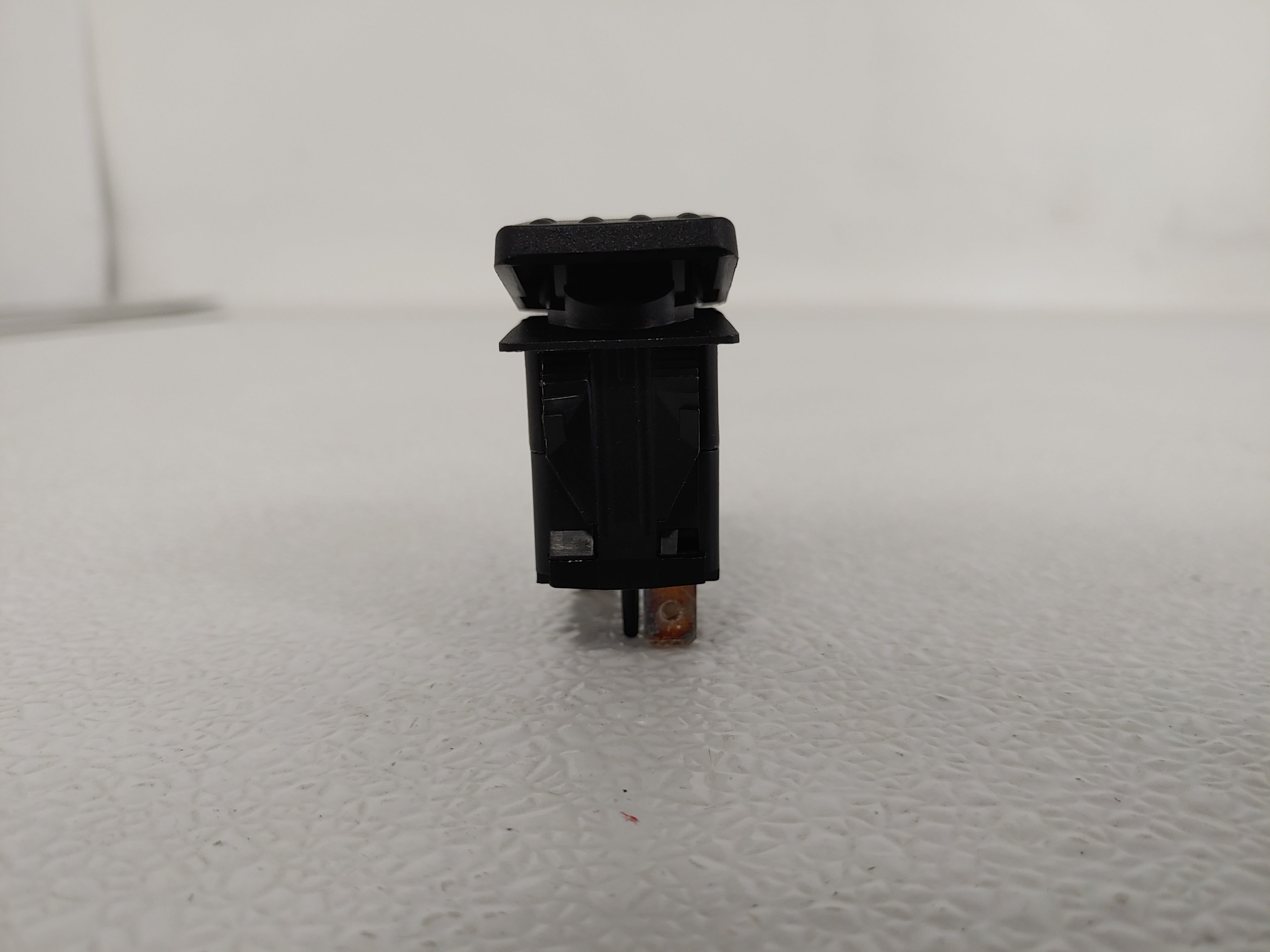 Freightliner Body Light Rocker Switch - P/N A66-02160-120 (8164617519420)