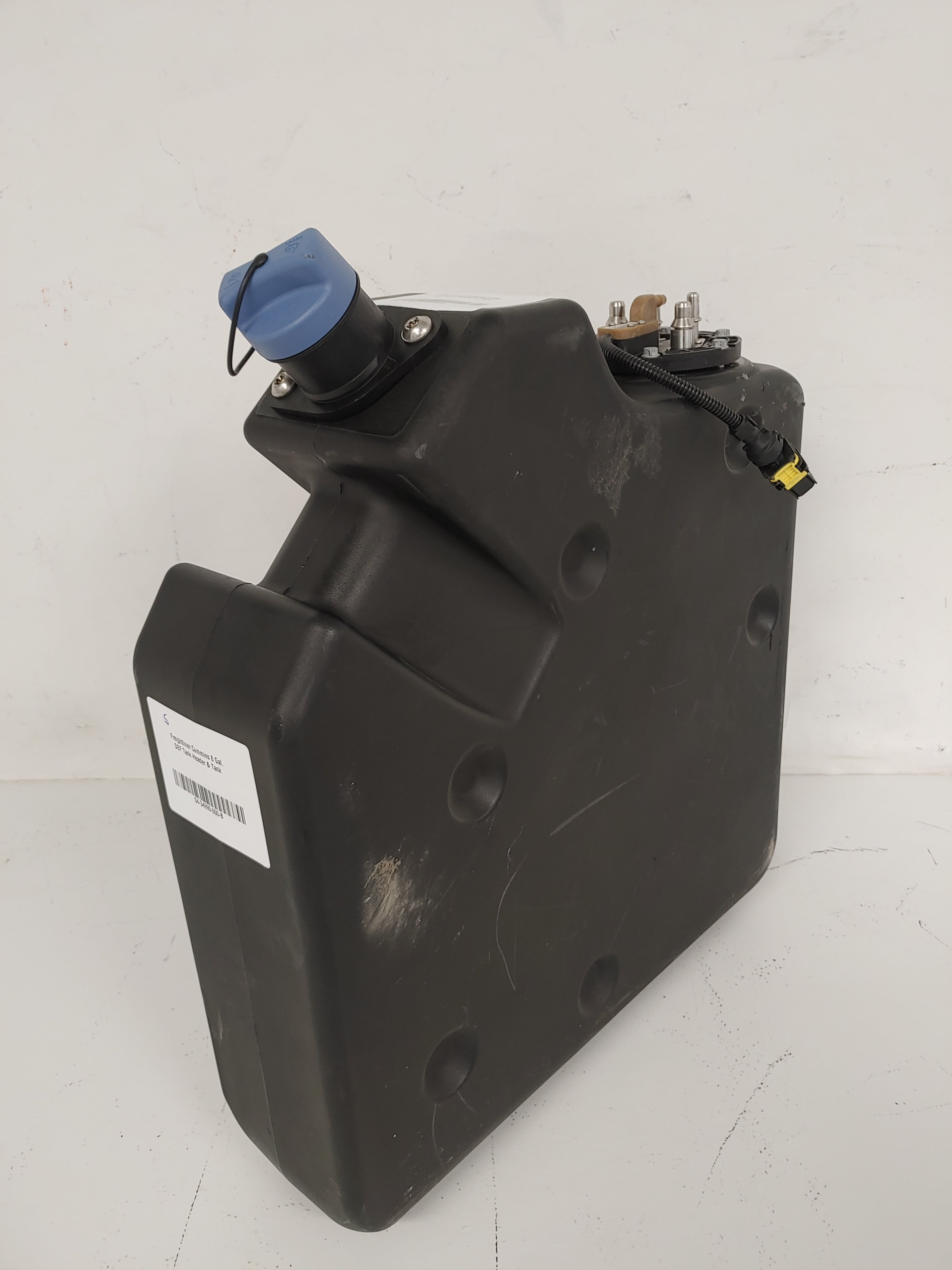Used Freightliner Cummins 8 Gal. DEF Tank Header & Tank - P