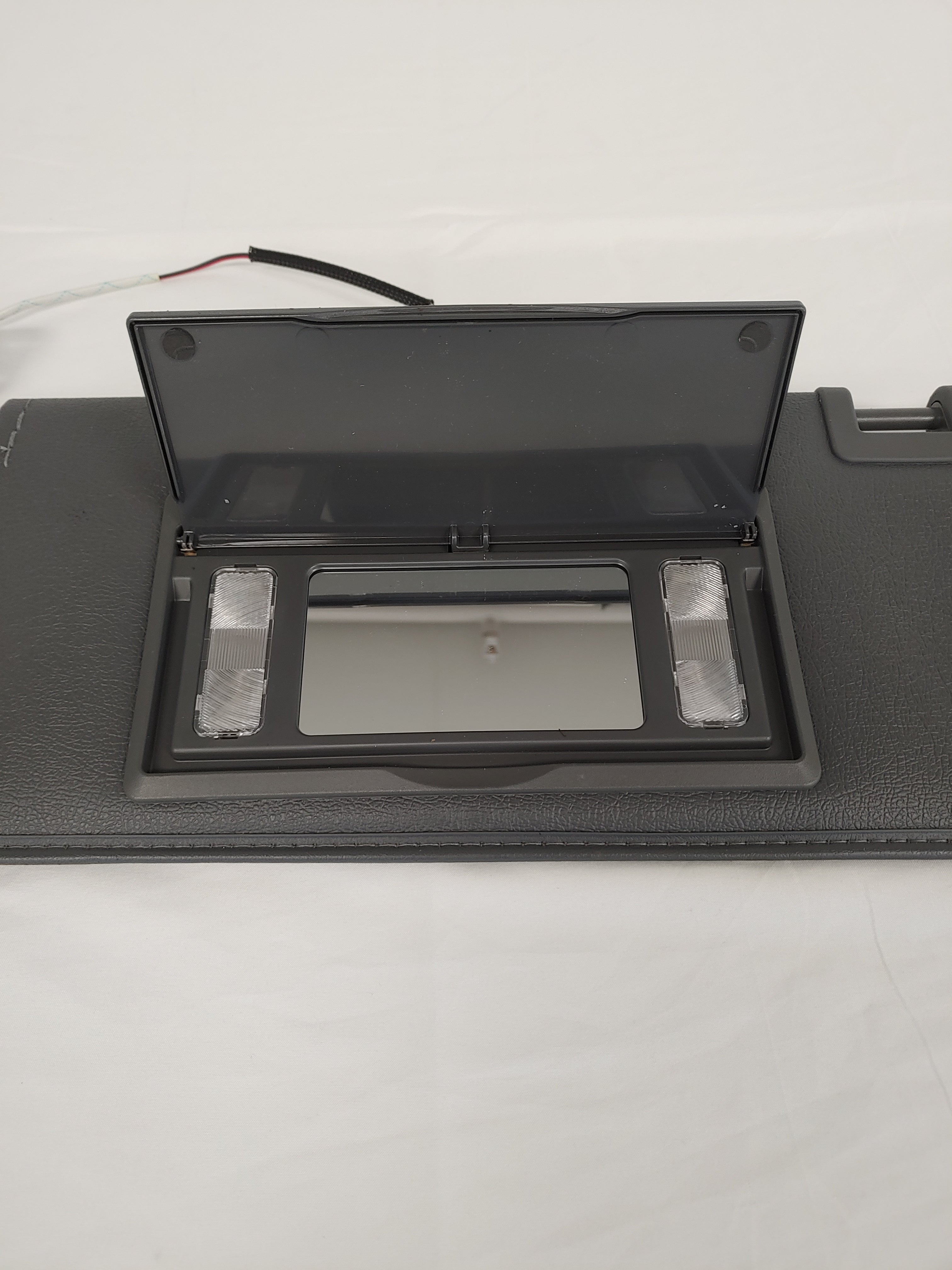 Freightliner LH Interior Sliding Sun Visor - P/N: A22-75601-029 (8016409166140)