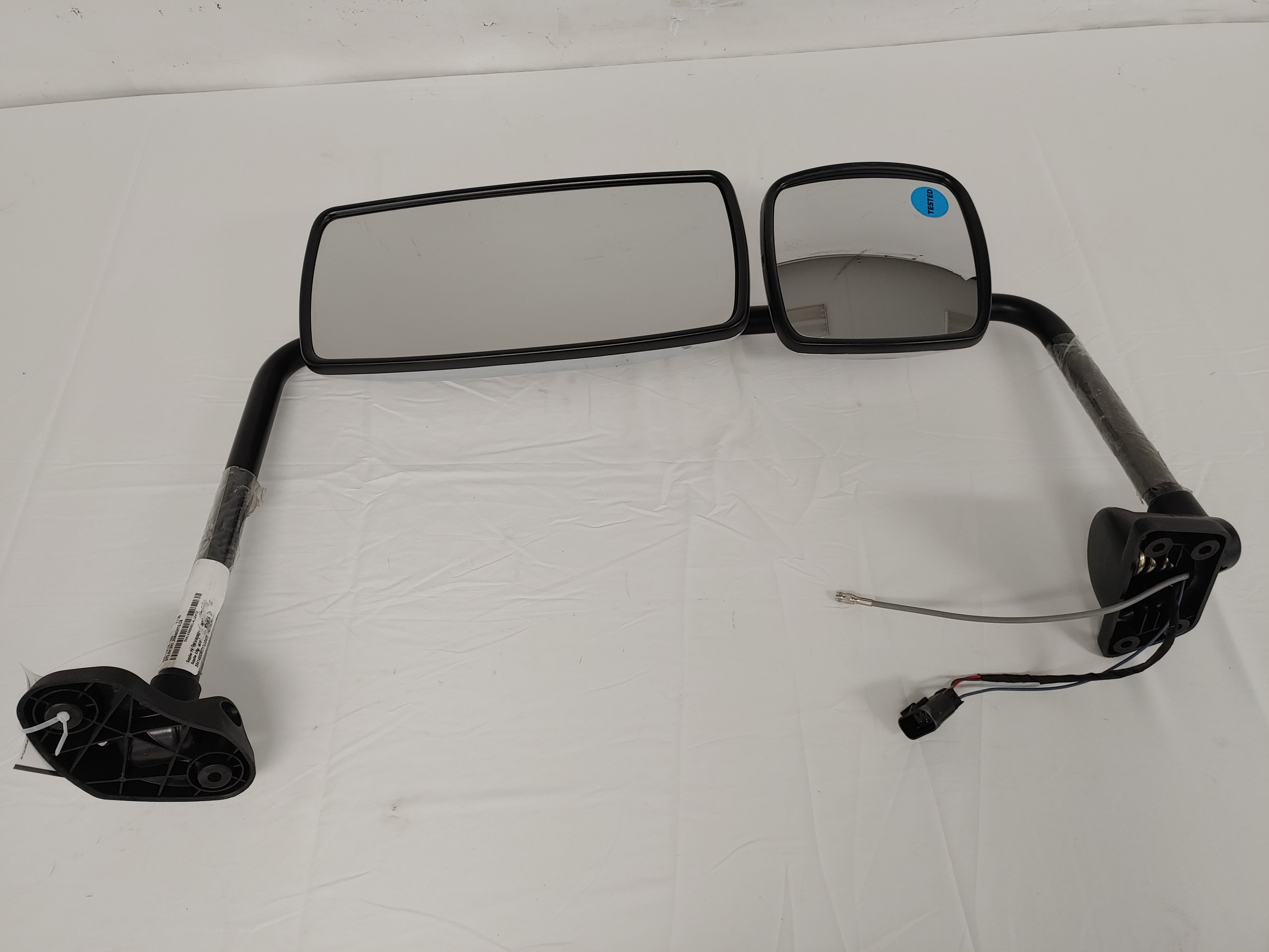 Used Freightliner M2 RH Manual Chrome Mirror Assembly - P/N A22-74244-005 (8078939717948)