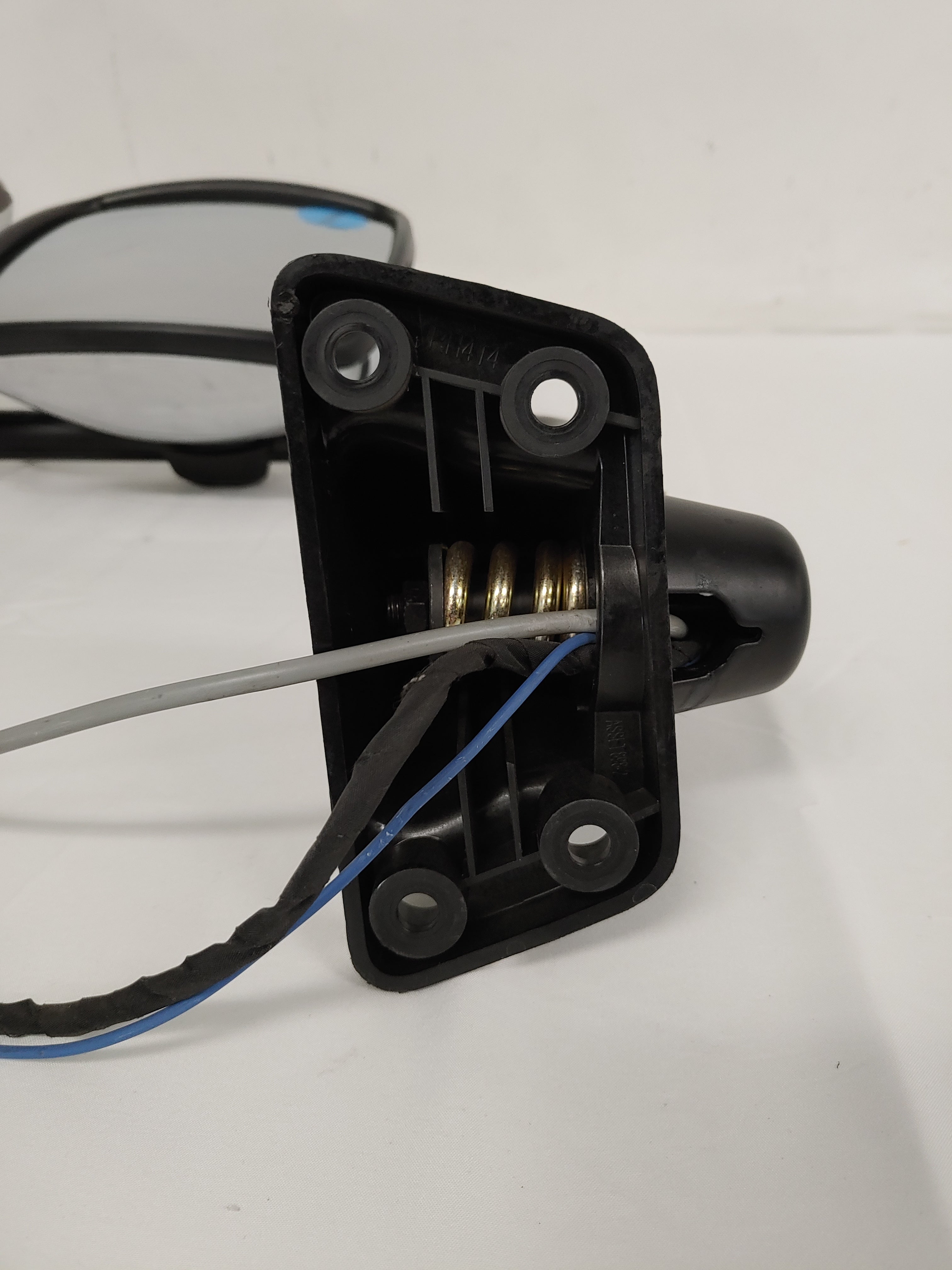 Used Freightliner M2 RH Manual Chrome Mirror Assembly - P/N A22-74244-005 (8078939717948)