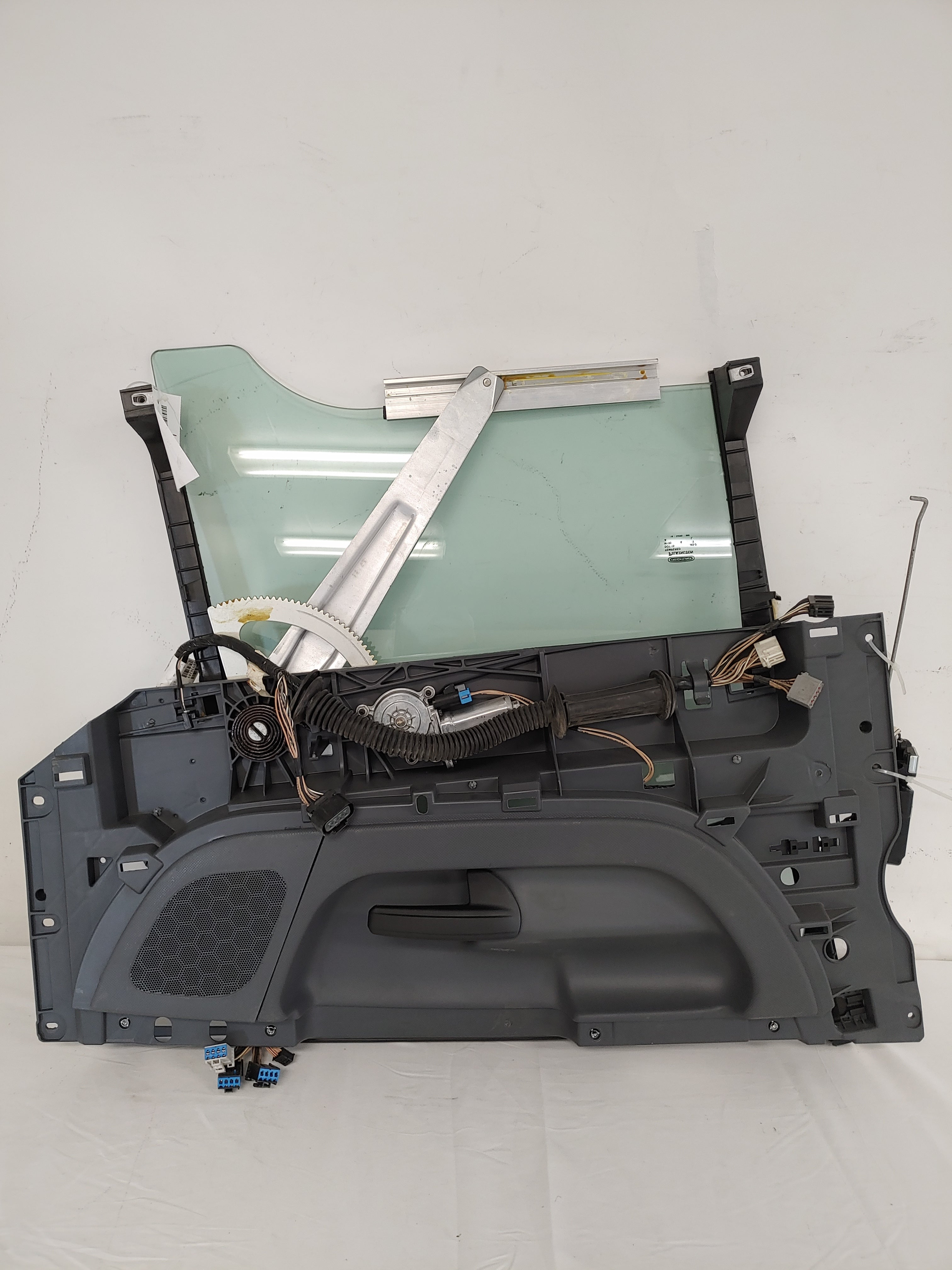 Damaged FTL Cascadia P3 LH AATS Power Lock Door Module P/N A18-68937-005 (6544143941718)