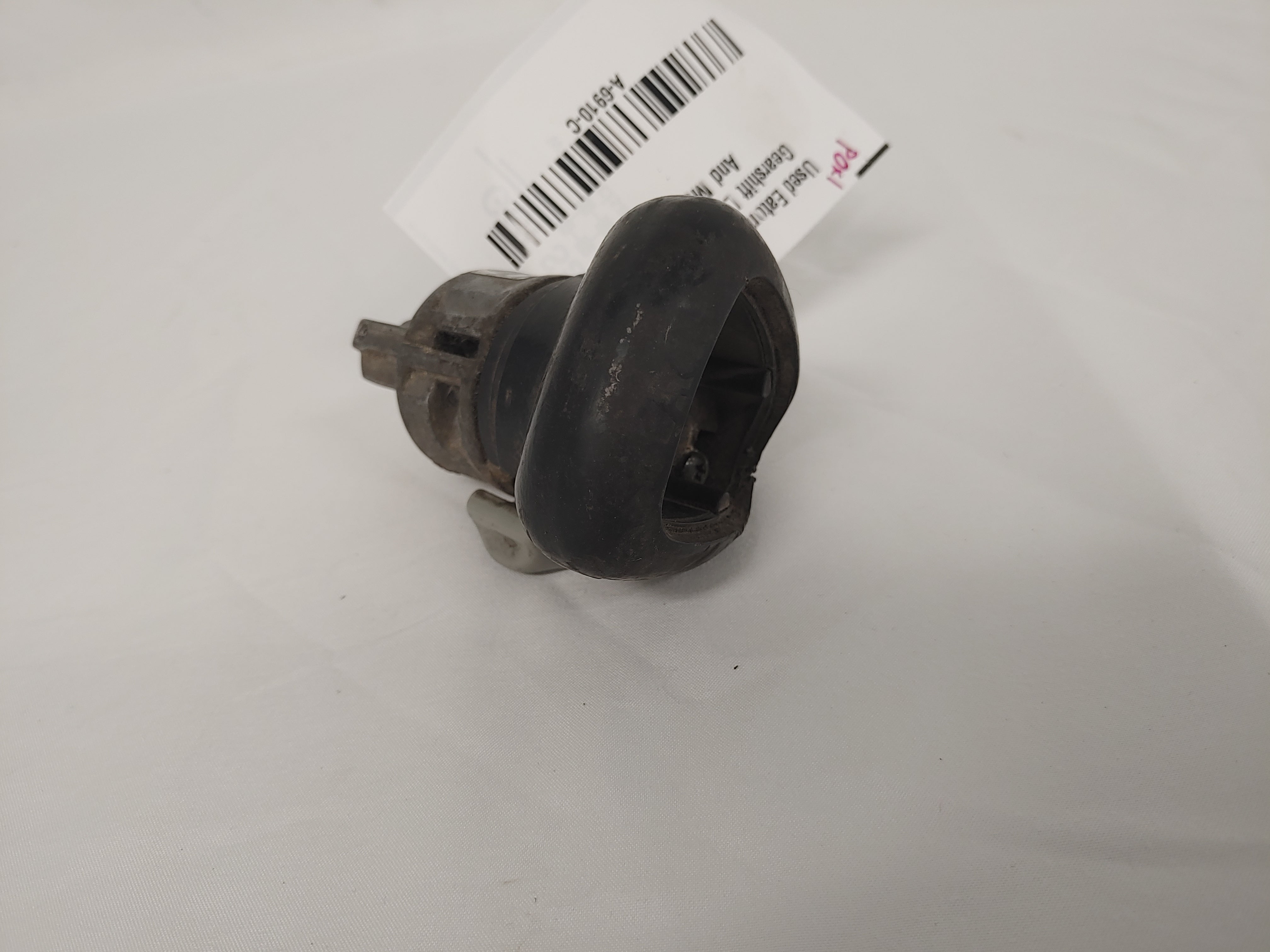 Used Eaton Fuller 10 Speed Gearshift Lever w/o Cover And Medallion - P/N A6910 (8134163038524)