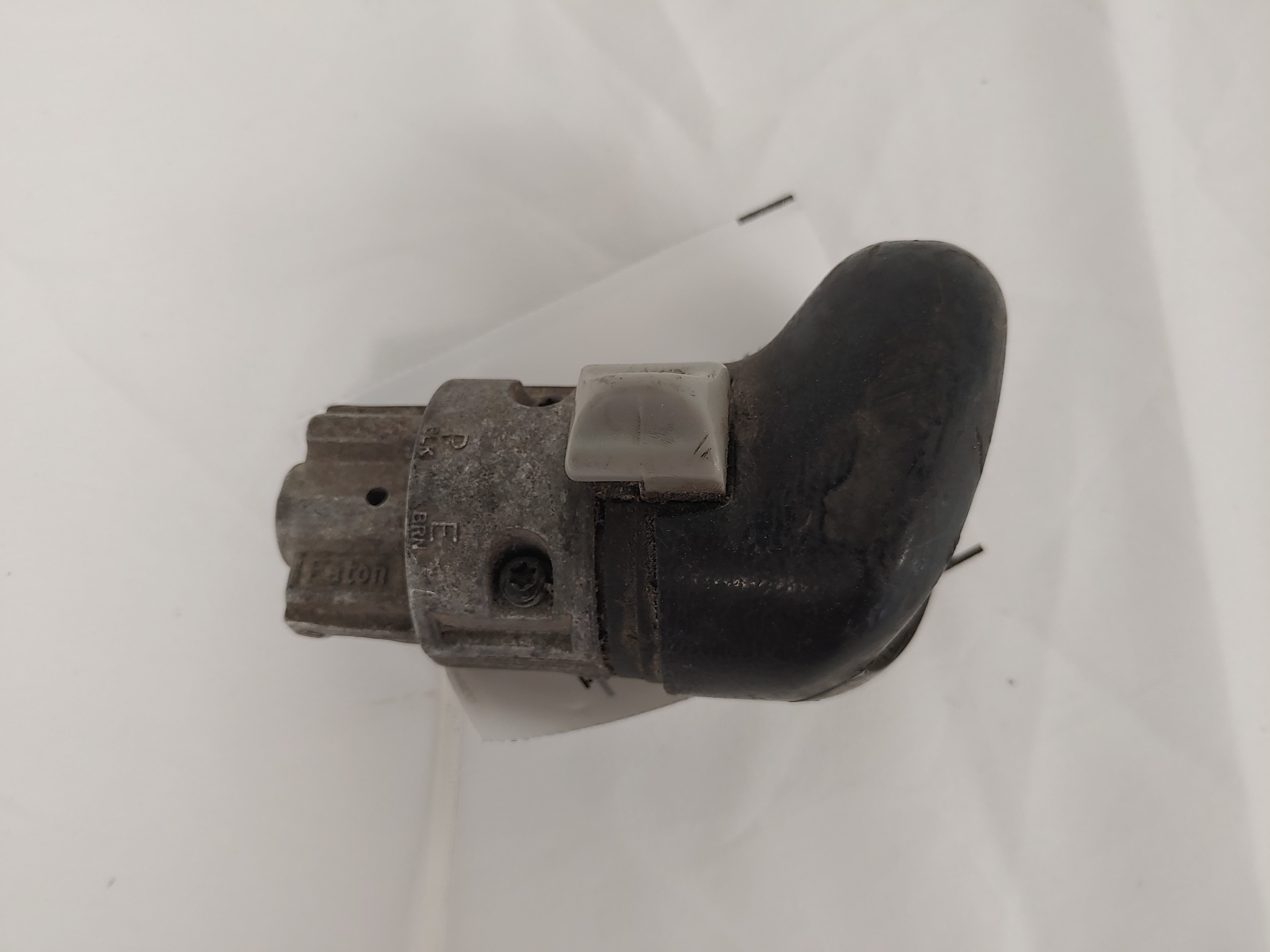 Used Eaton Fuller 10 Speed Gearshift Lever w/o Cover And Medallion - P/N A6910 (8134163038524)