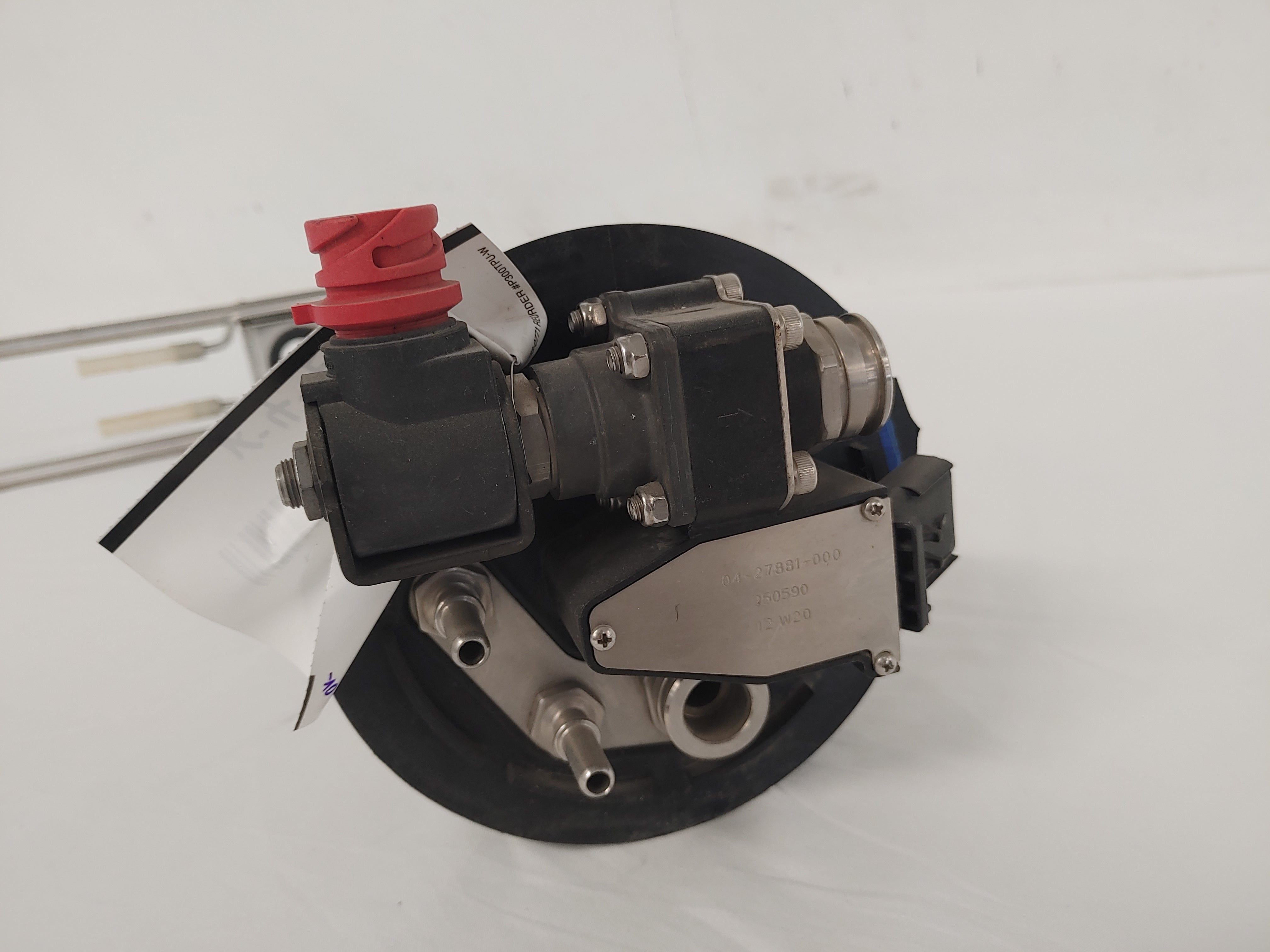 Damaged Freightliner DEF Tank Header - P/N 04-27881-000 (4508145614934)