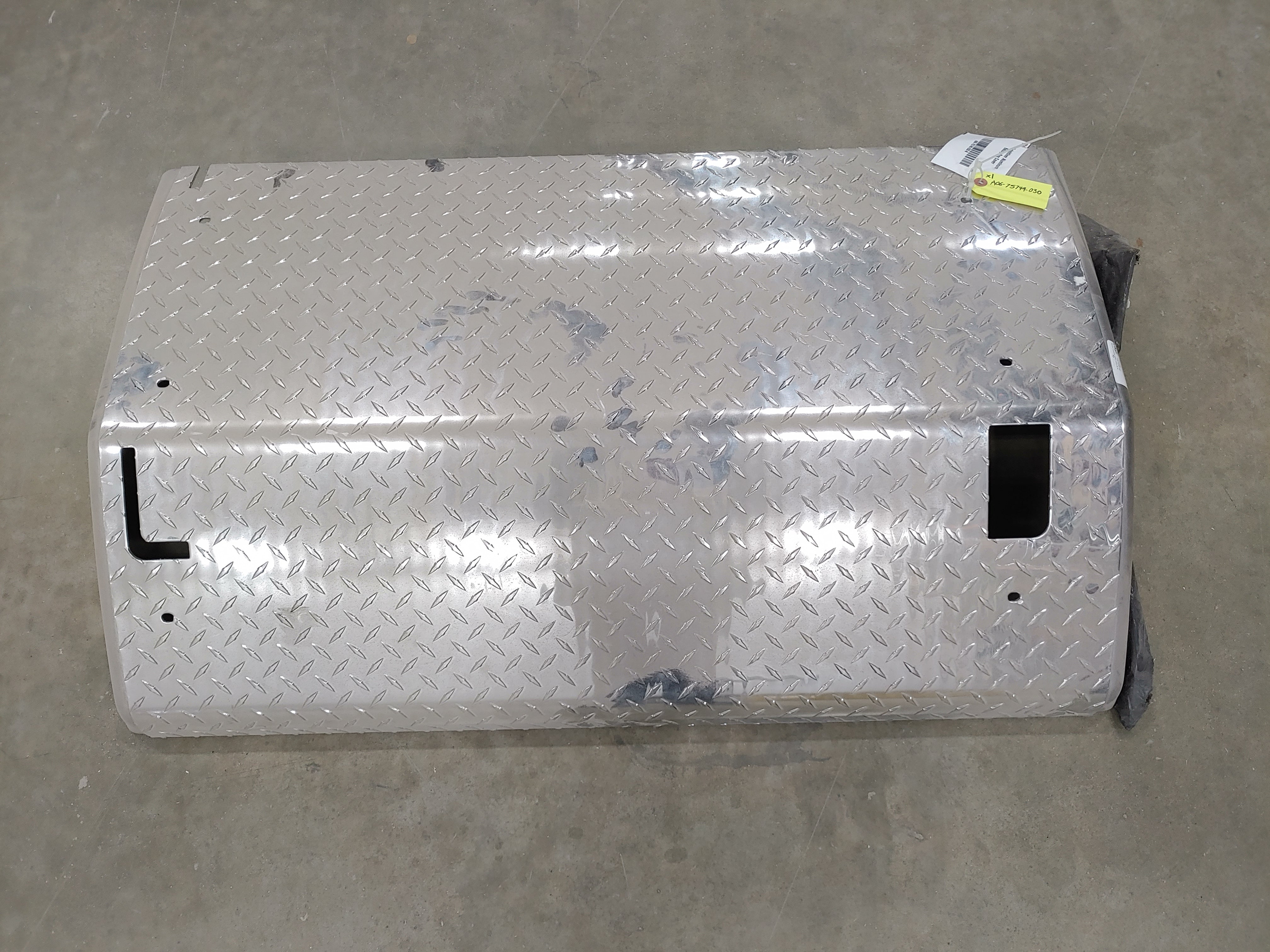 Freightliner Aluminum Battery Box Cover - P/N A06-75749-030 (8212812726588)
