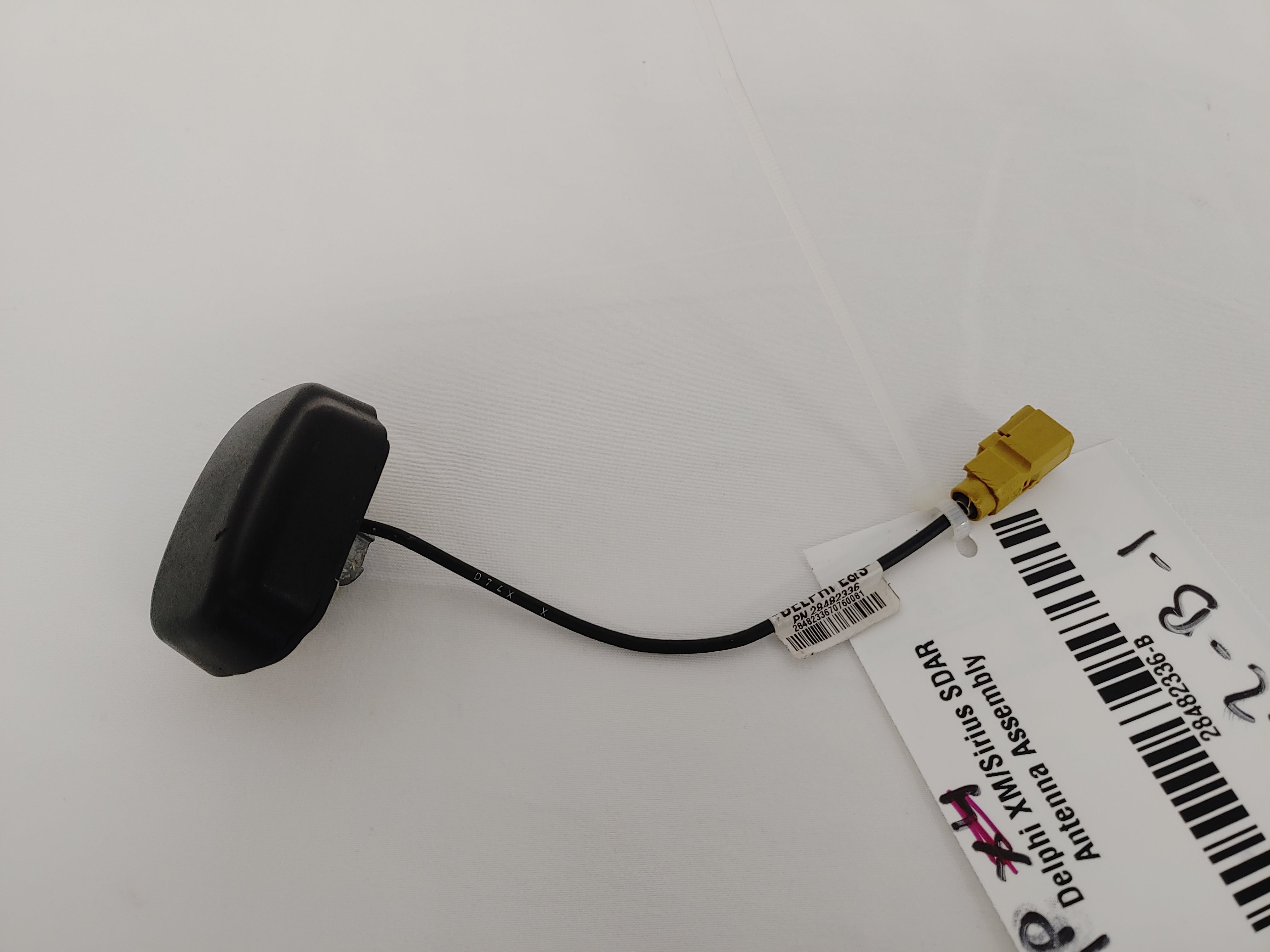 Delphi XM/Sirius SDAR Antenna Assembly - P/N: 28482336 (3939602202710)