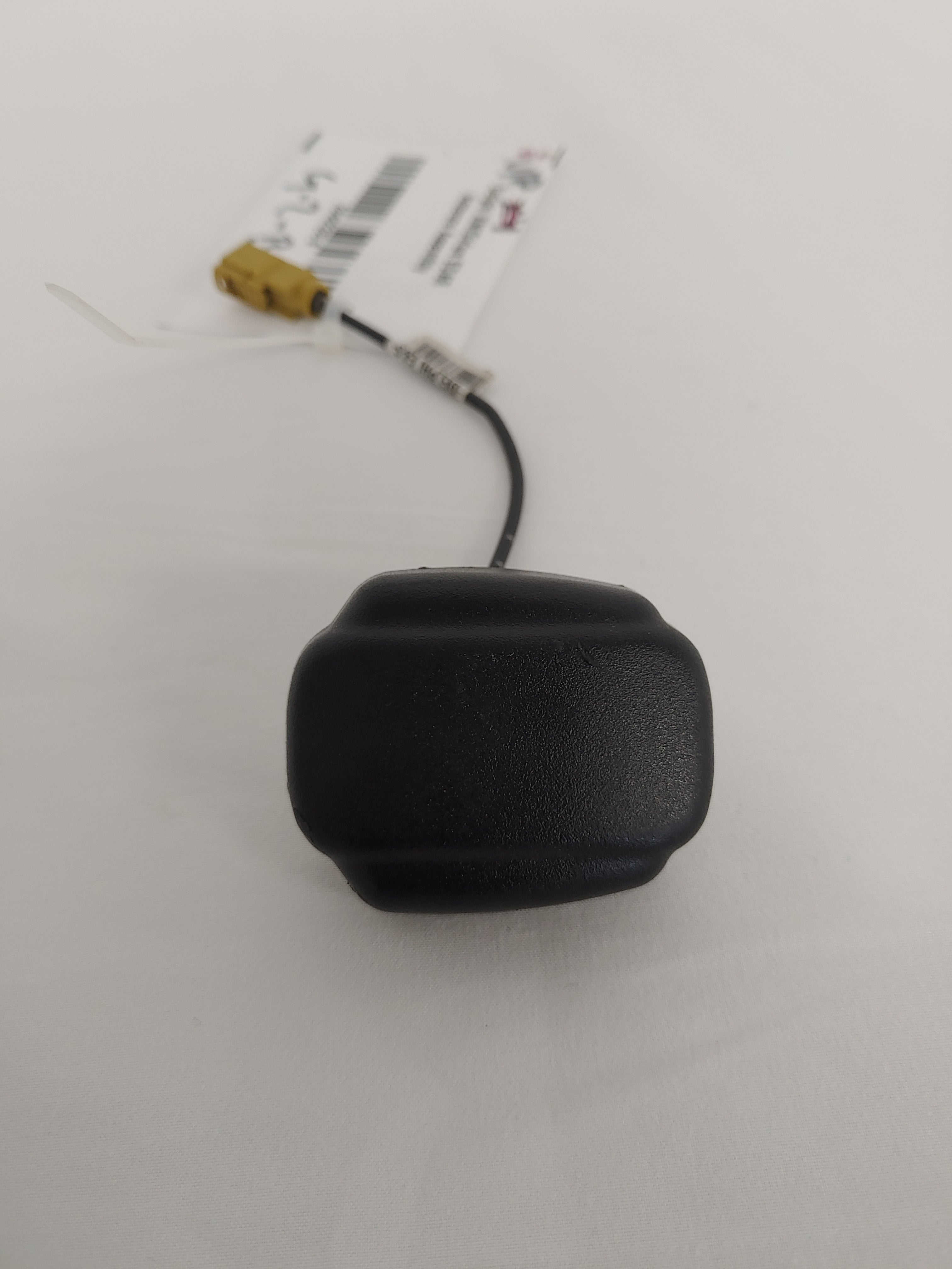 Delphi XM/Sirius SDAR Antenna Assembly - P/N: 28482336 (3939602202710)