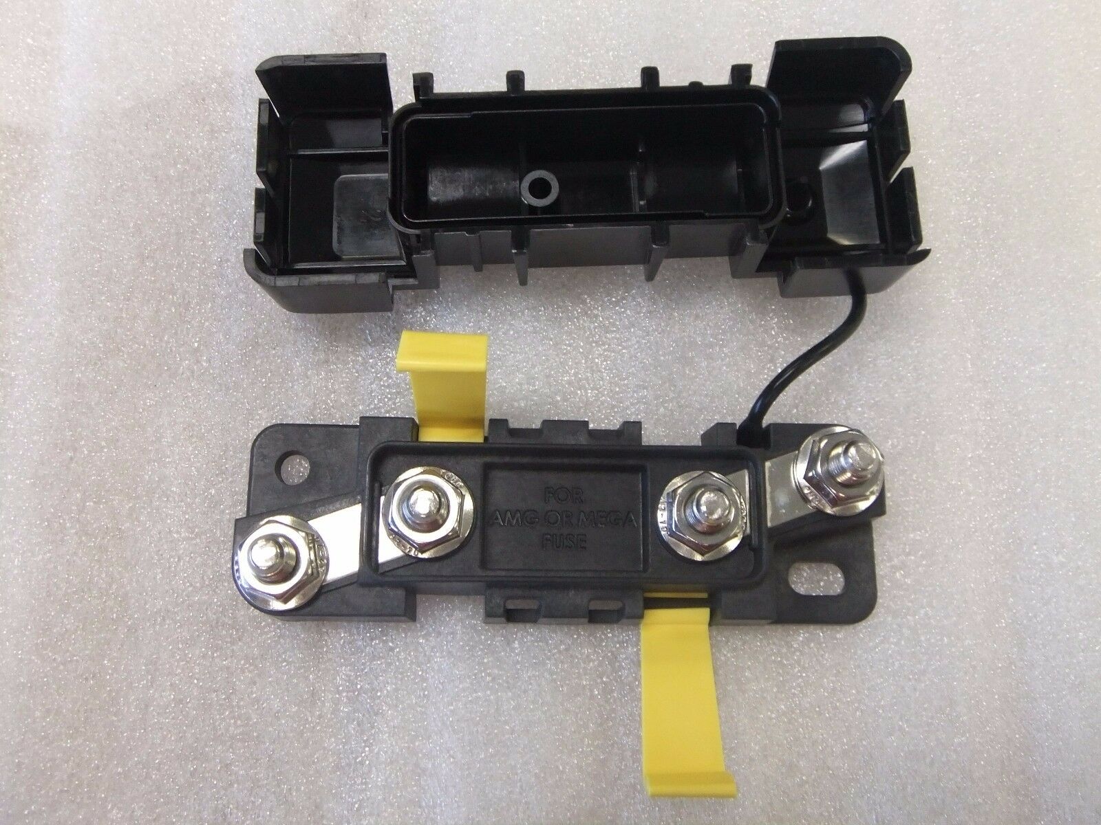 Littelfuse Sealed Fuse Block - AMG or MEGA Fuse - Freightliner P/N 23-13305-310 (3939596370006)