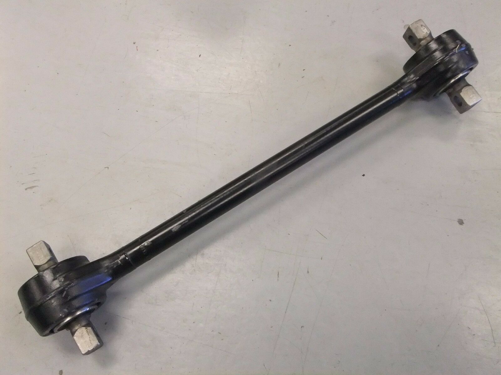 Freightliner Control Rod - Rear Suspension Torque Arm - P/N 16-14998-003 (3939498360918)
