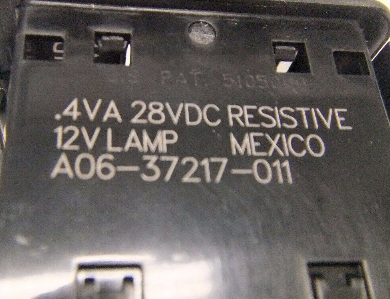 New Freightliner Transmission Retarder Paddle Switch - P/N A06-37217-011 (3939699851350)